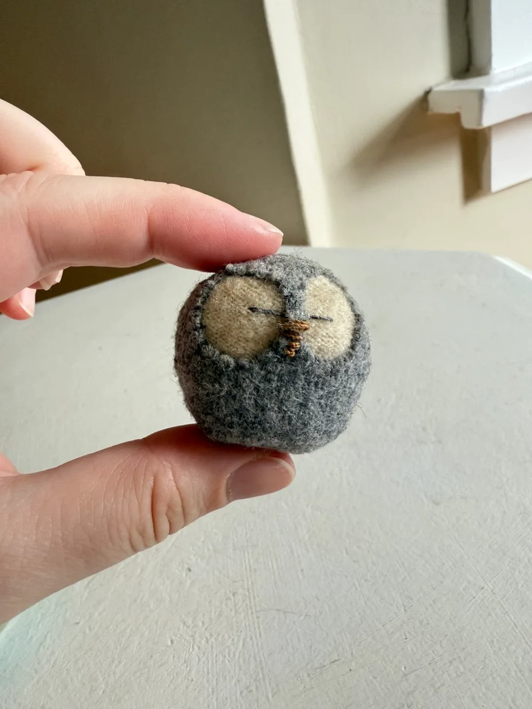 Tiny handmade wool owl image indicator(3)