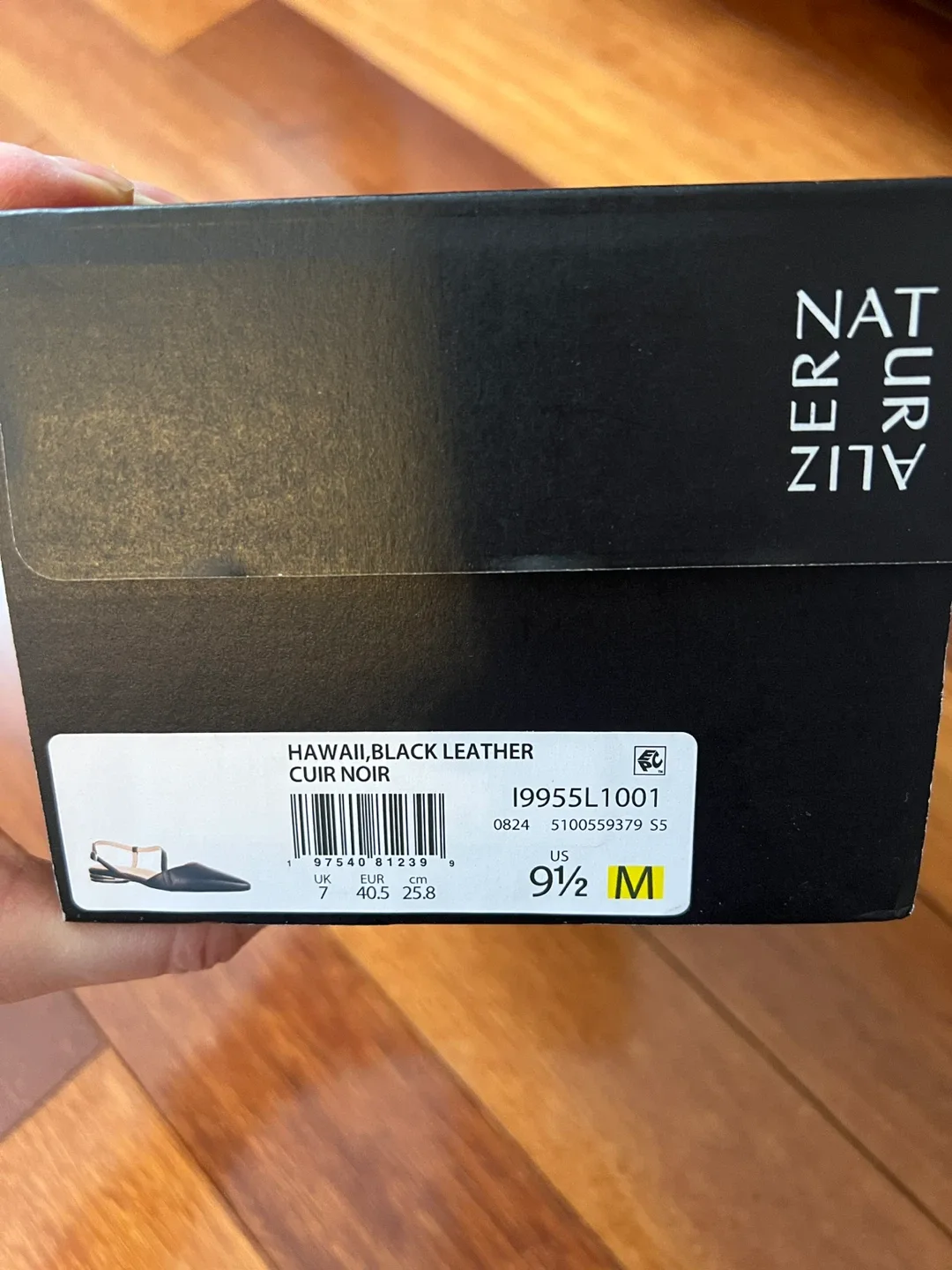 Naturalizer Hawaii Black Leather Slingback Flats - Size 9.5 image indicator(3)