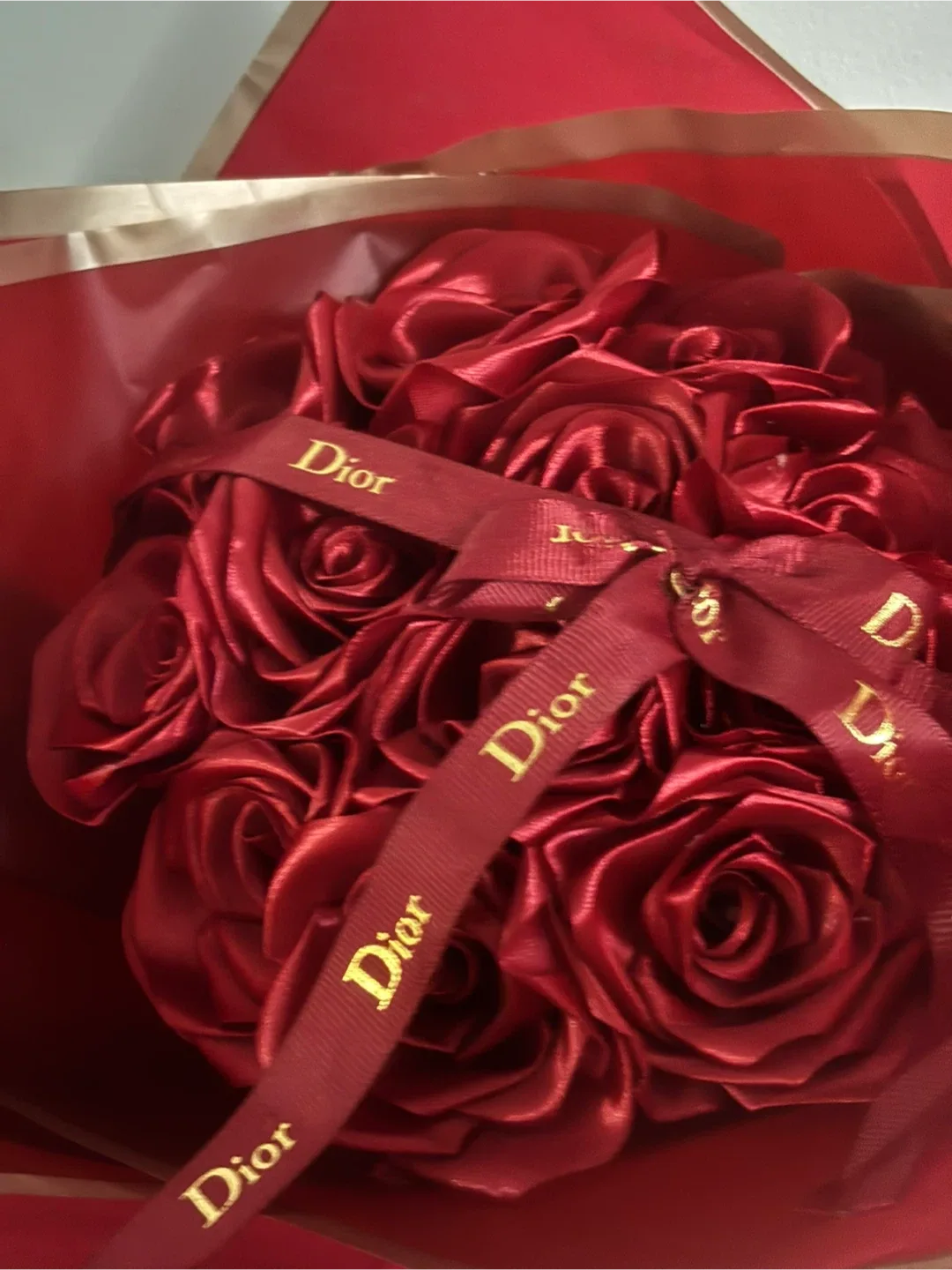Bouquet of Red Roses image indicator(2)