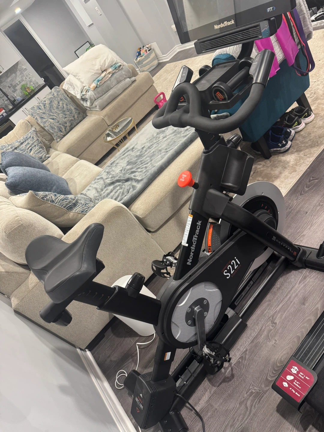 NordicTrack Commercial S22i Studio Cycle