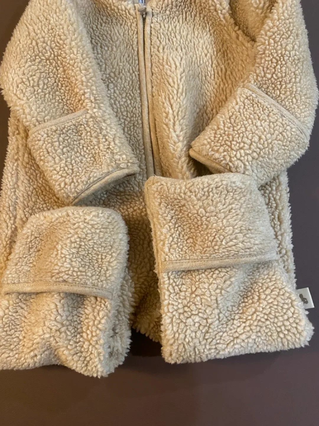 Baby Gap Fleece Bear Suit 6-12 Months image indicator(2)