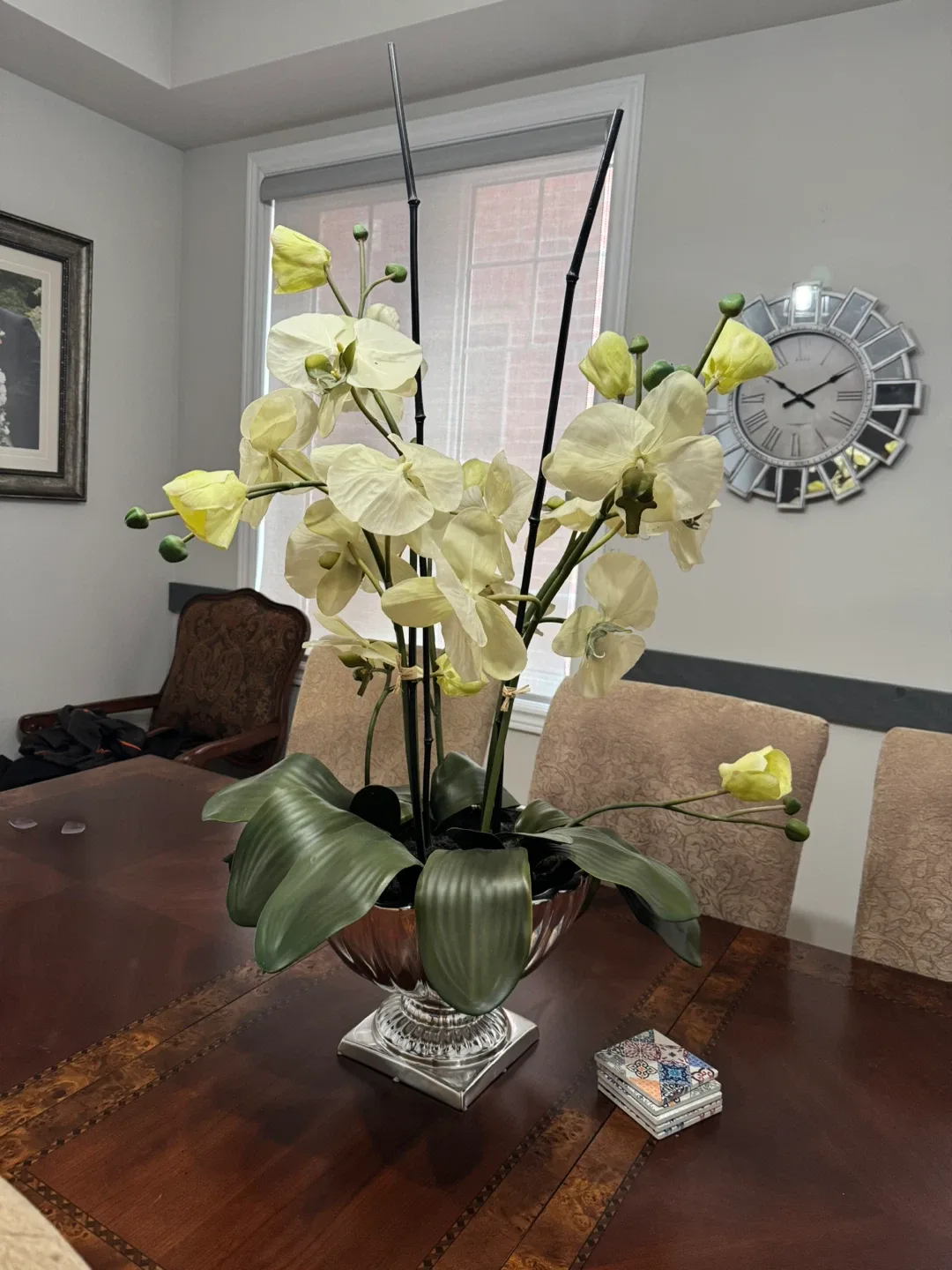 Floral Arrangement in Silver Vase image indicator(6)