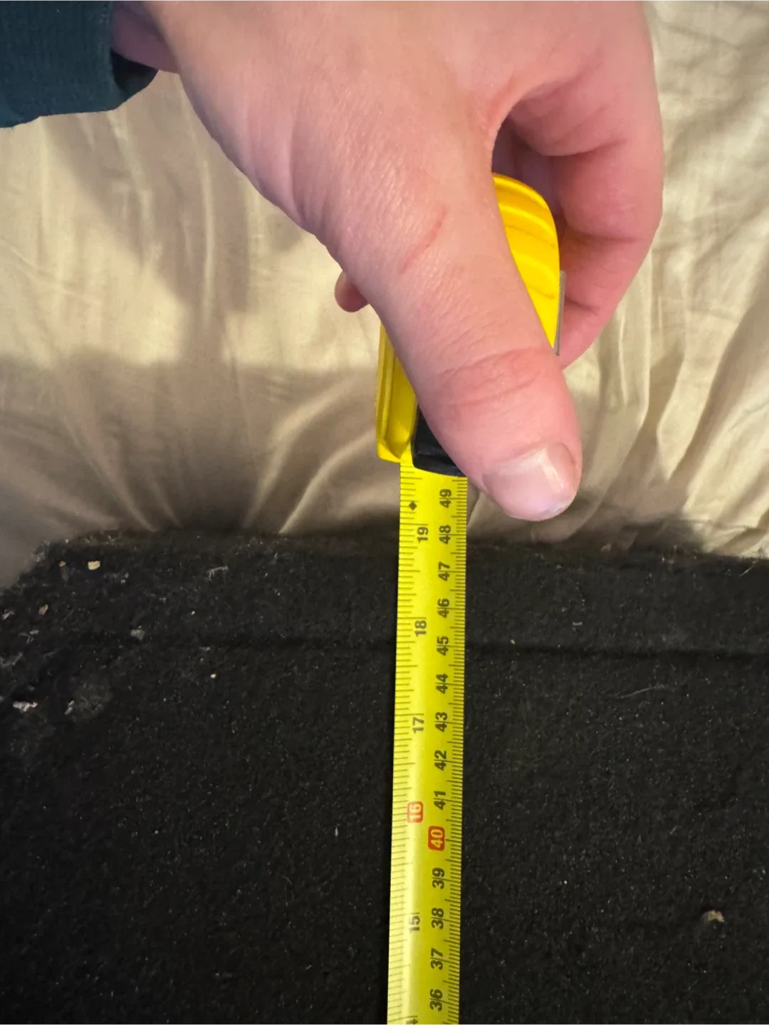 Car Subwoofer Box - 47x36x17 cm