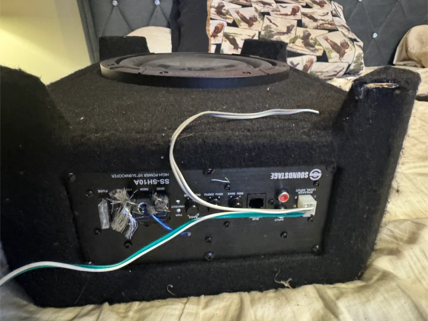 Car Subwoofer Box - 47x36x17 cm image indicator(8)