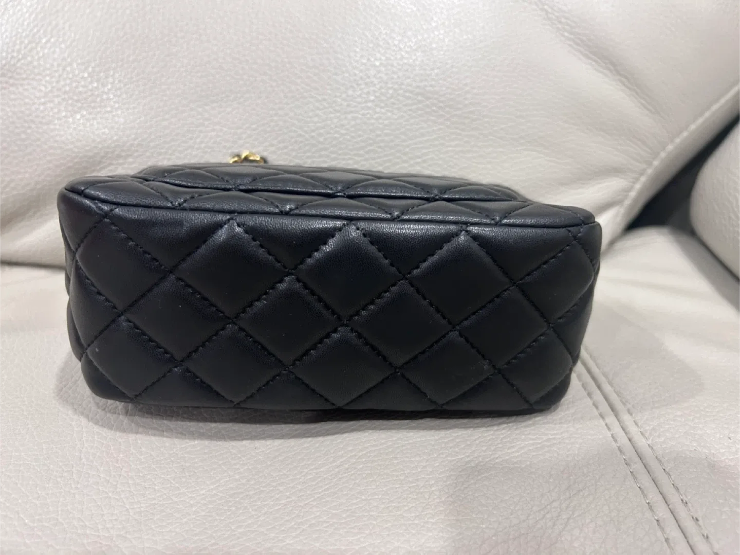 Chanel Black Mini Flap Bag image indicator(6)