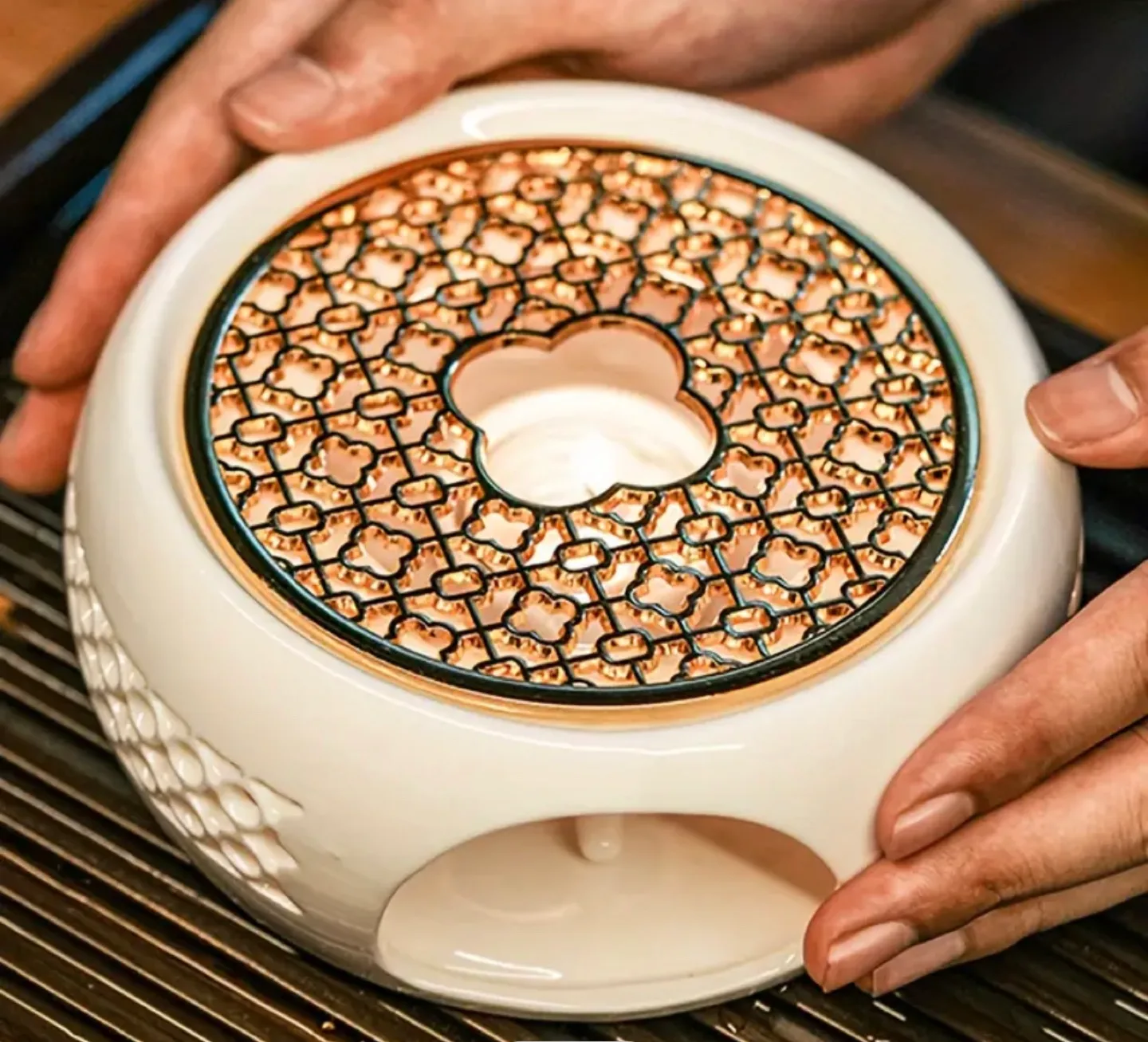 Brand New-Tea Warmer with Teapot, Spoon, Ceramic & Zinc Alloy image indicator(4)