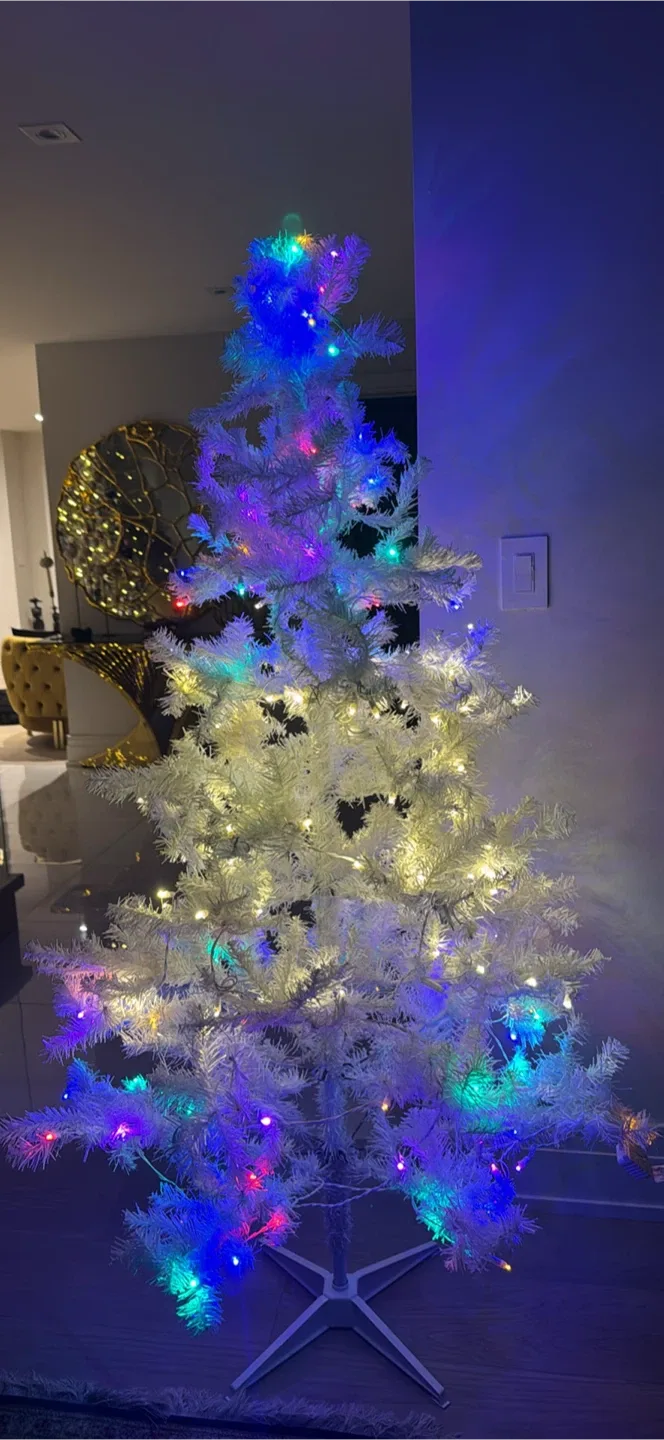 White Christmas Tree 5ft with Lights image indicator(4)