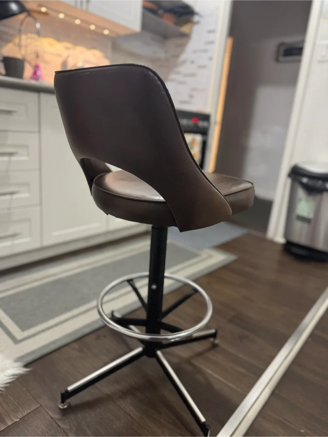 Brown Swivel Bar Stool image indicator(4)