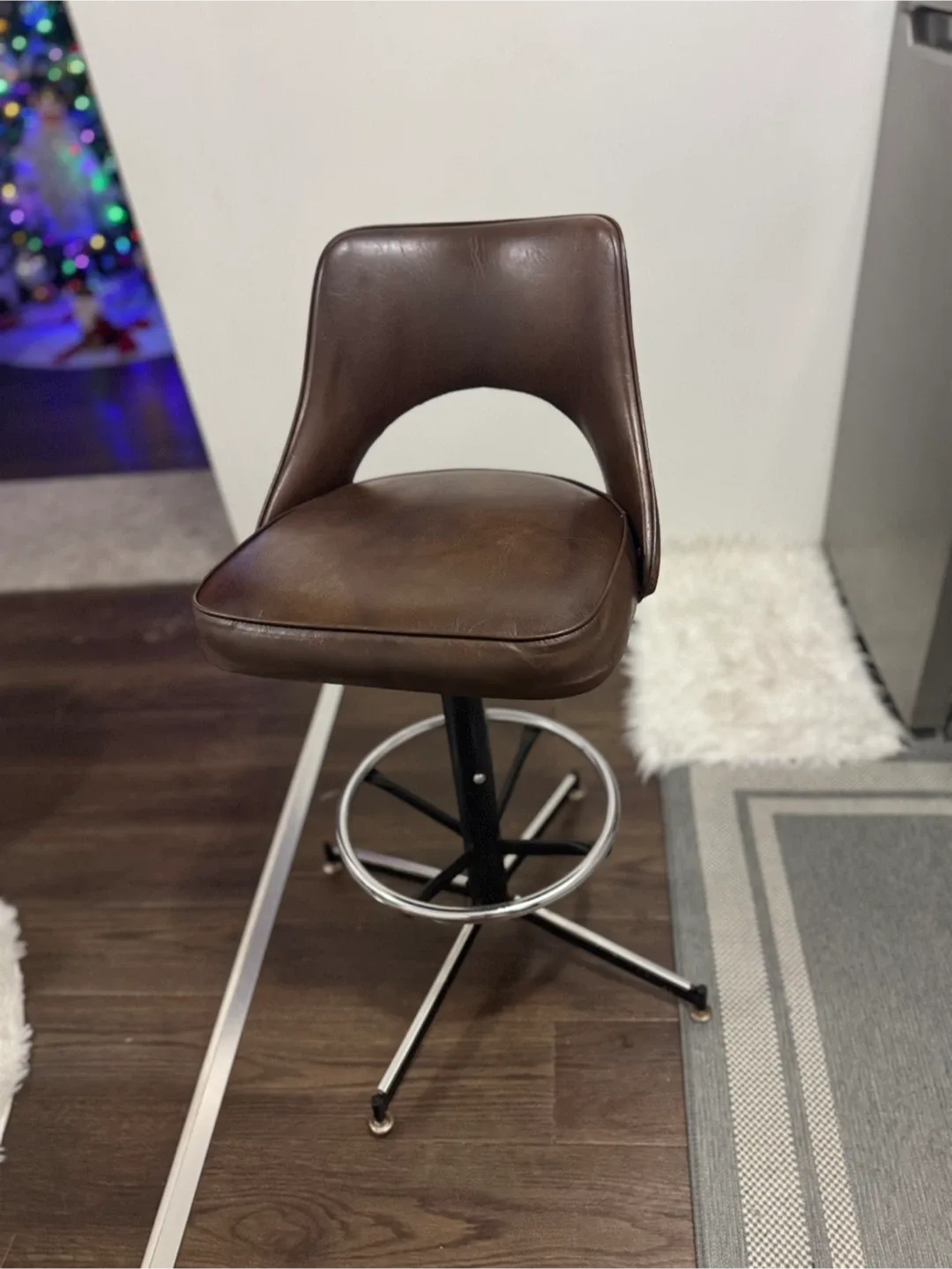 Brown Swivel Bar Stool image indicator(3)