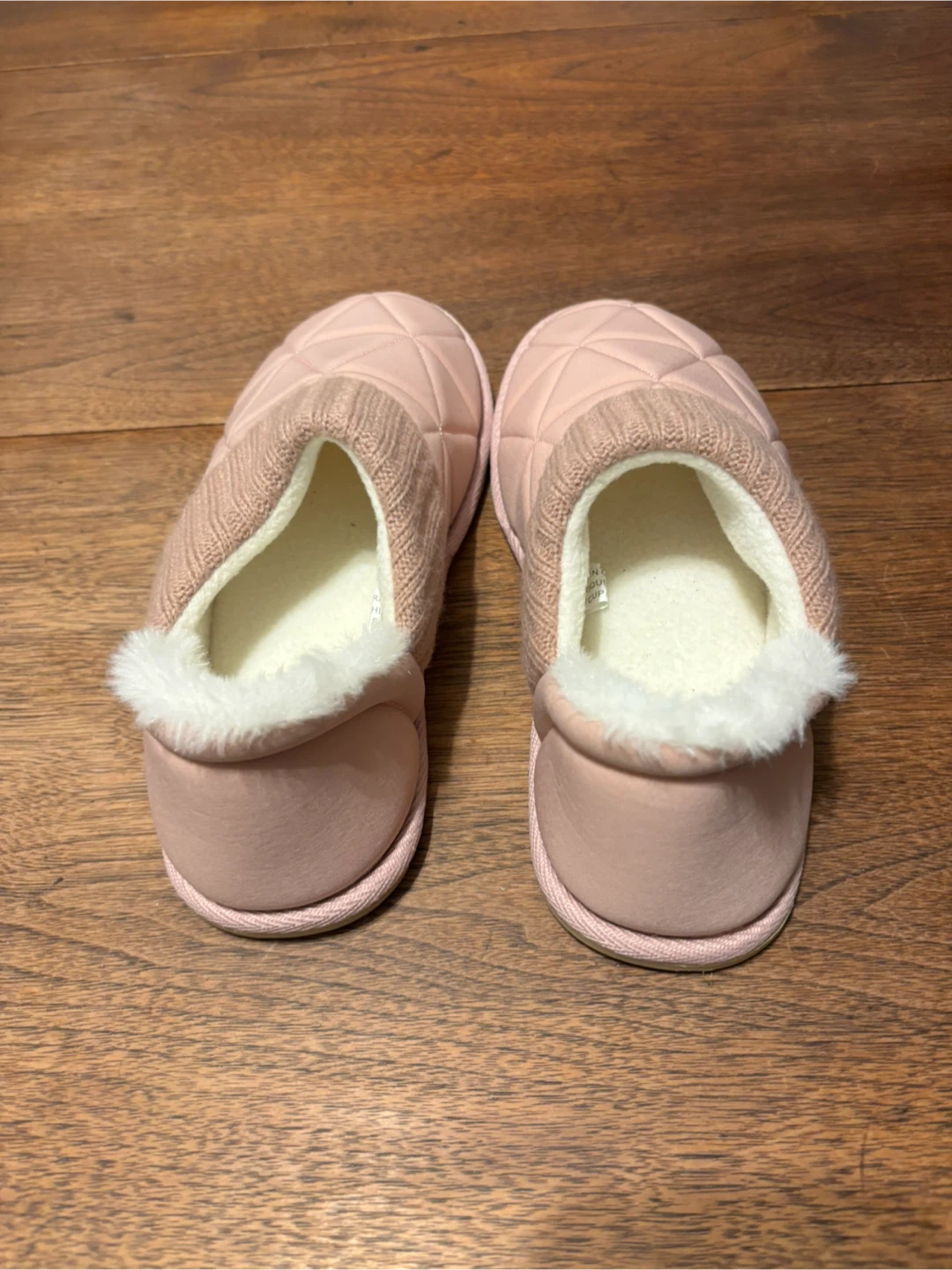 Pink Quilted Slippers Size S (5-6) - photo 4