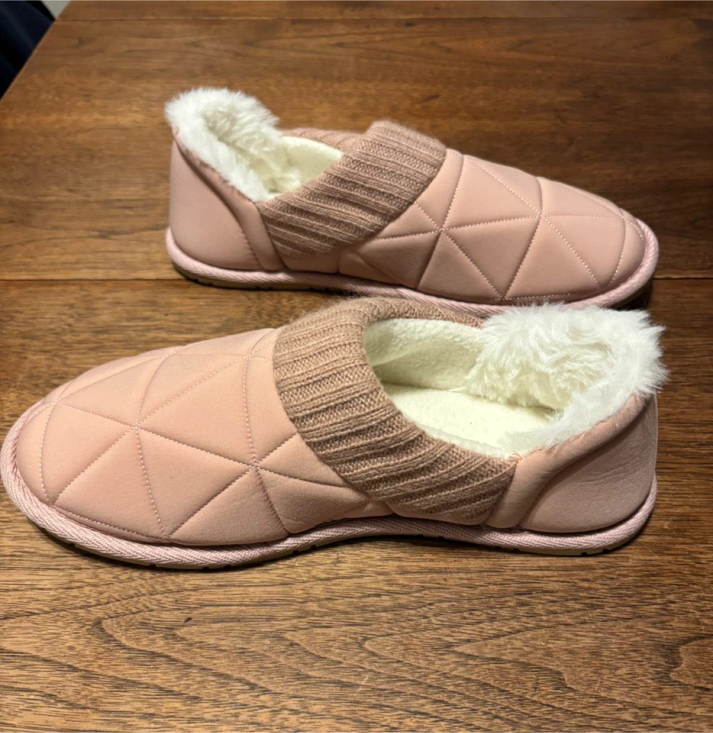 Pink Quilted Slippers Size S (5-6) - photo 3