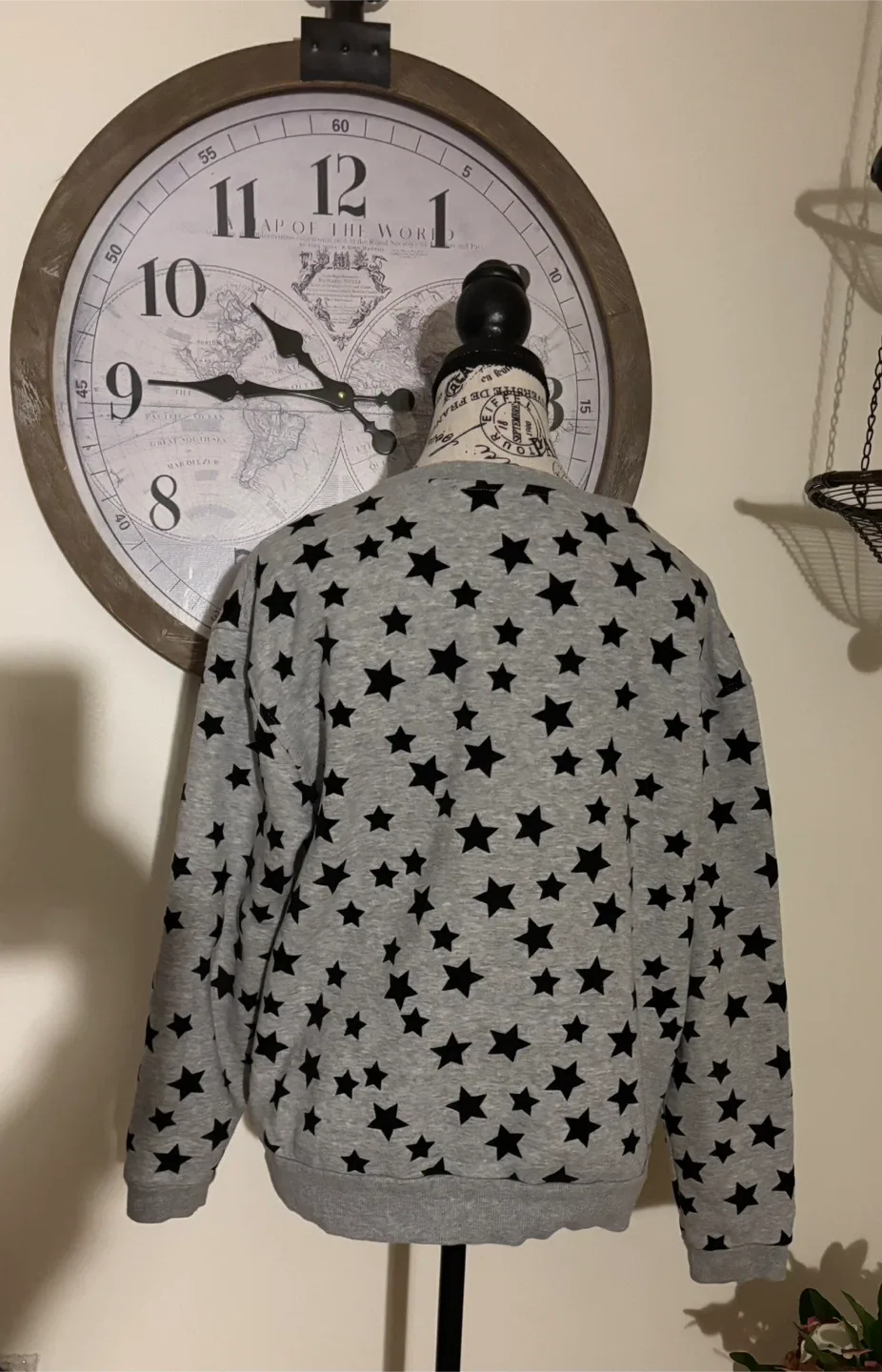 Grey Star Print Sweatshirt image indicator(6)