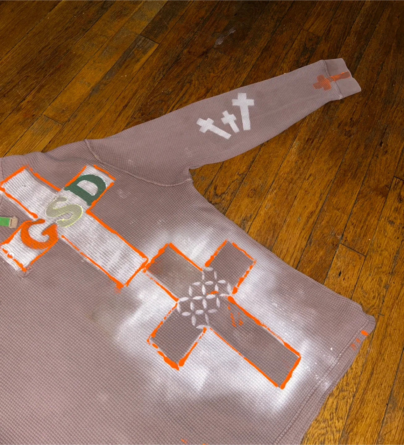 Custom Graphic Hoodie image indicator(3)