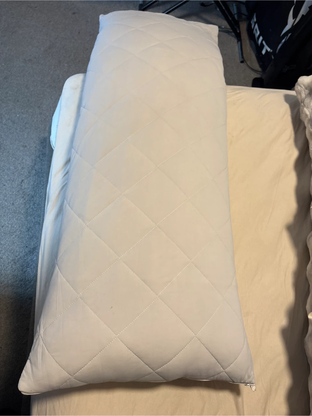 White Body Pillow - photo 2