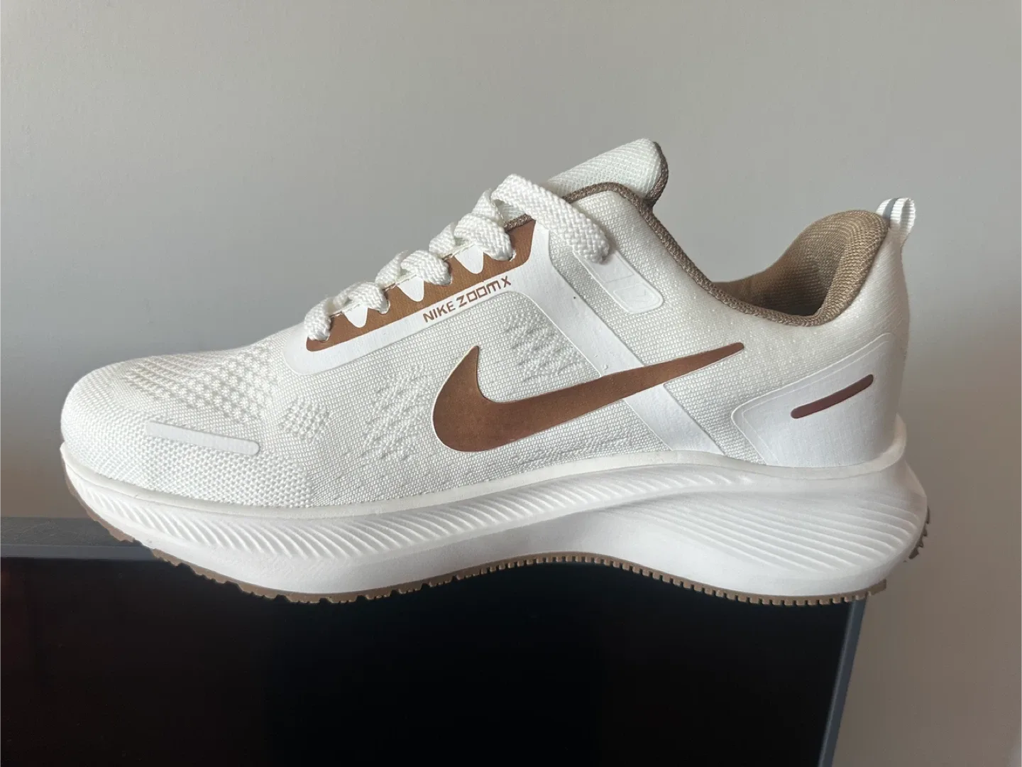 Nike ZoomX Running Shoes - New in Box! image indicator(7)