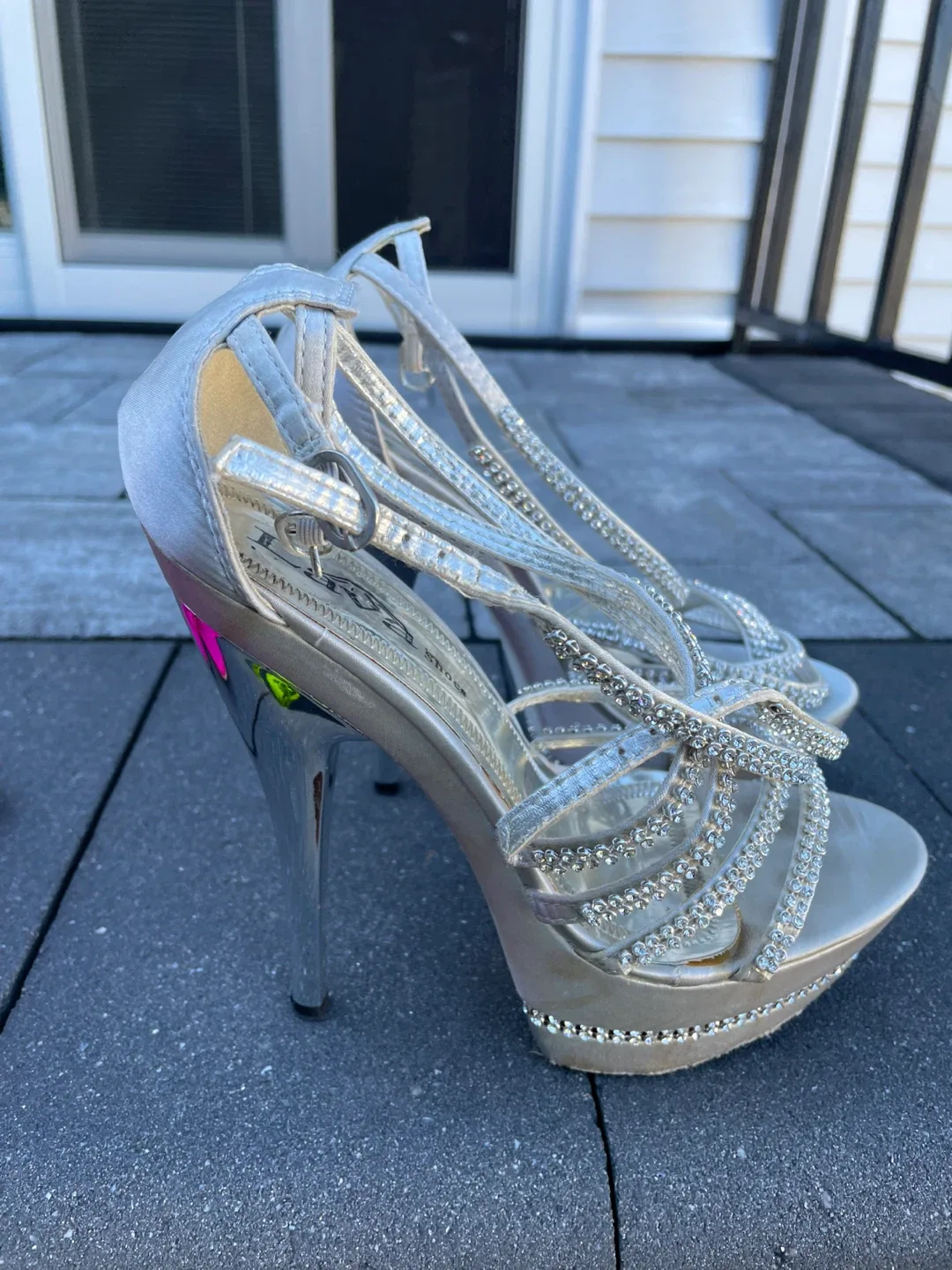 Women's sandals and boots Size 6. $10 ea. image indicator(5)