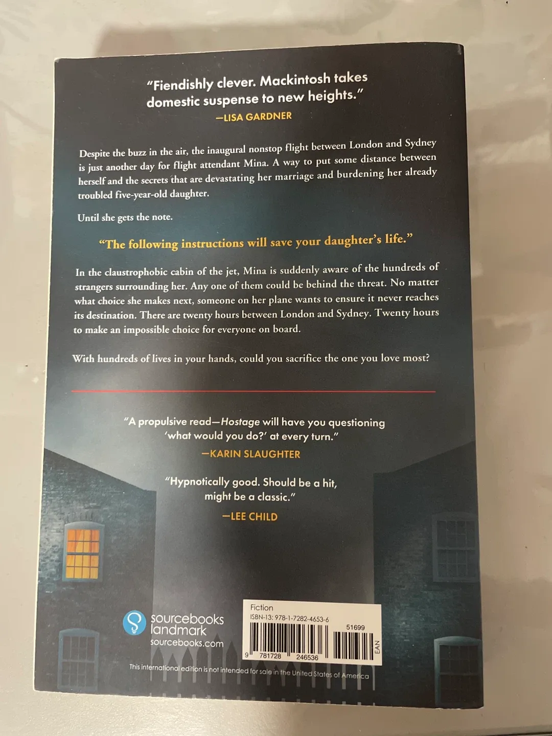 Hostage by Clare Mackintosh - International Edition image indicator(2)