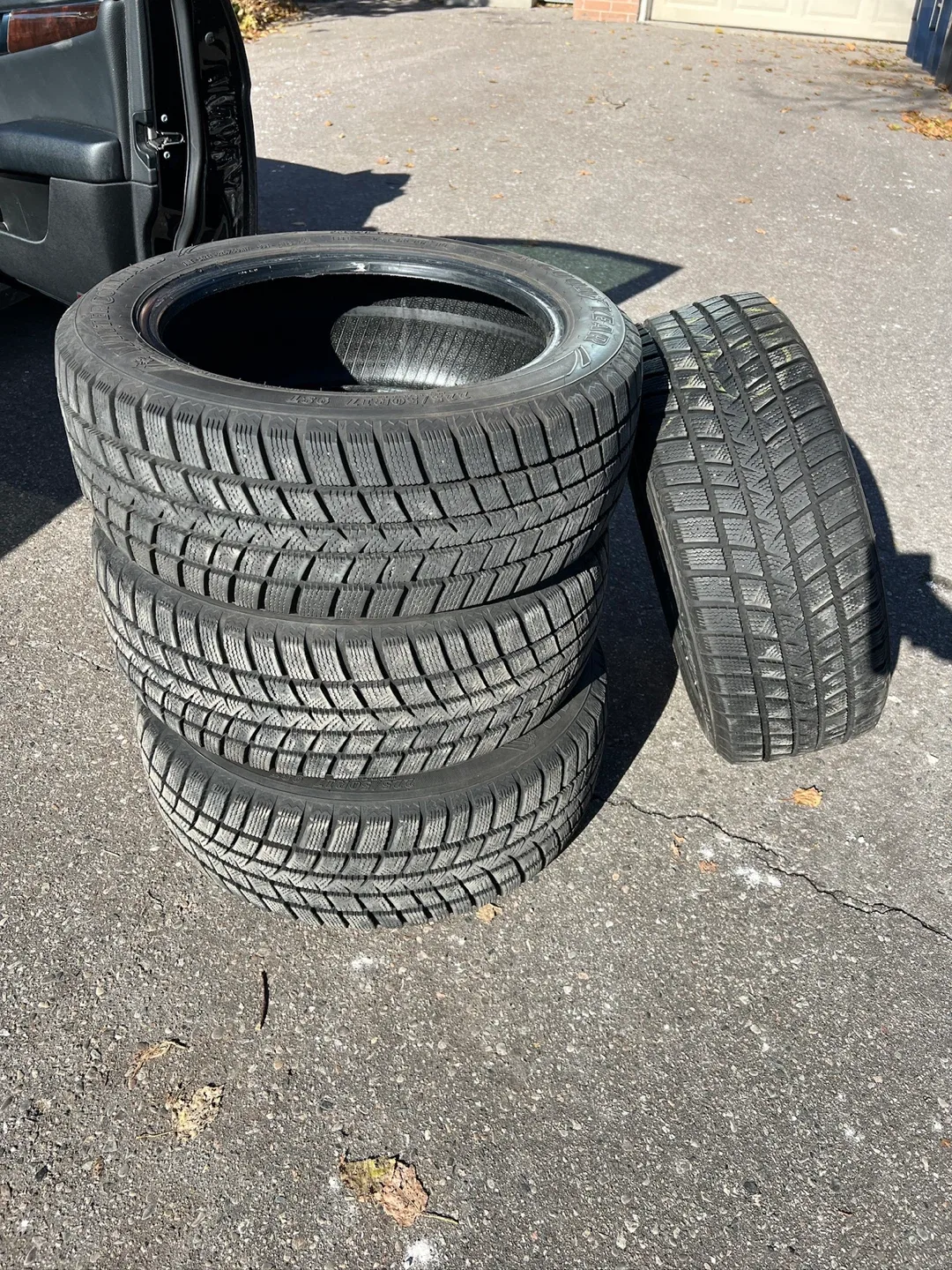 Goodyear WinterCommand 225/60R17 Winter Tires