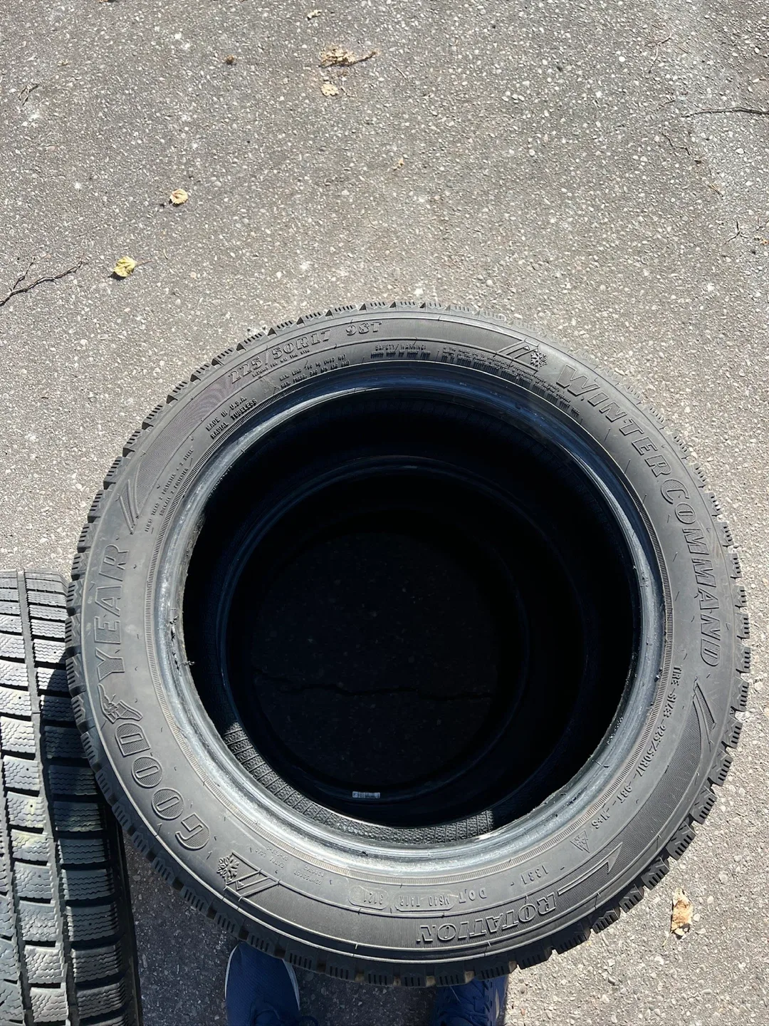 Goodyear WinterCommand 225/60R17 Winter Tires image indicator(5)