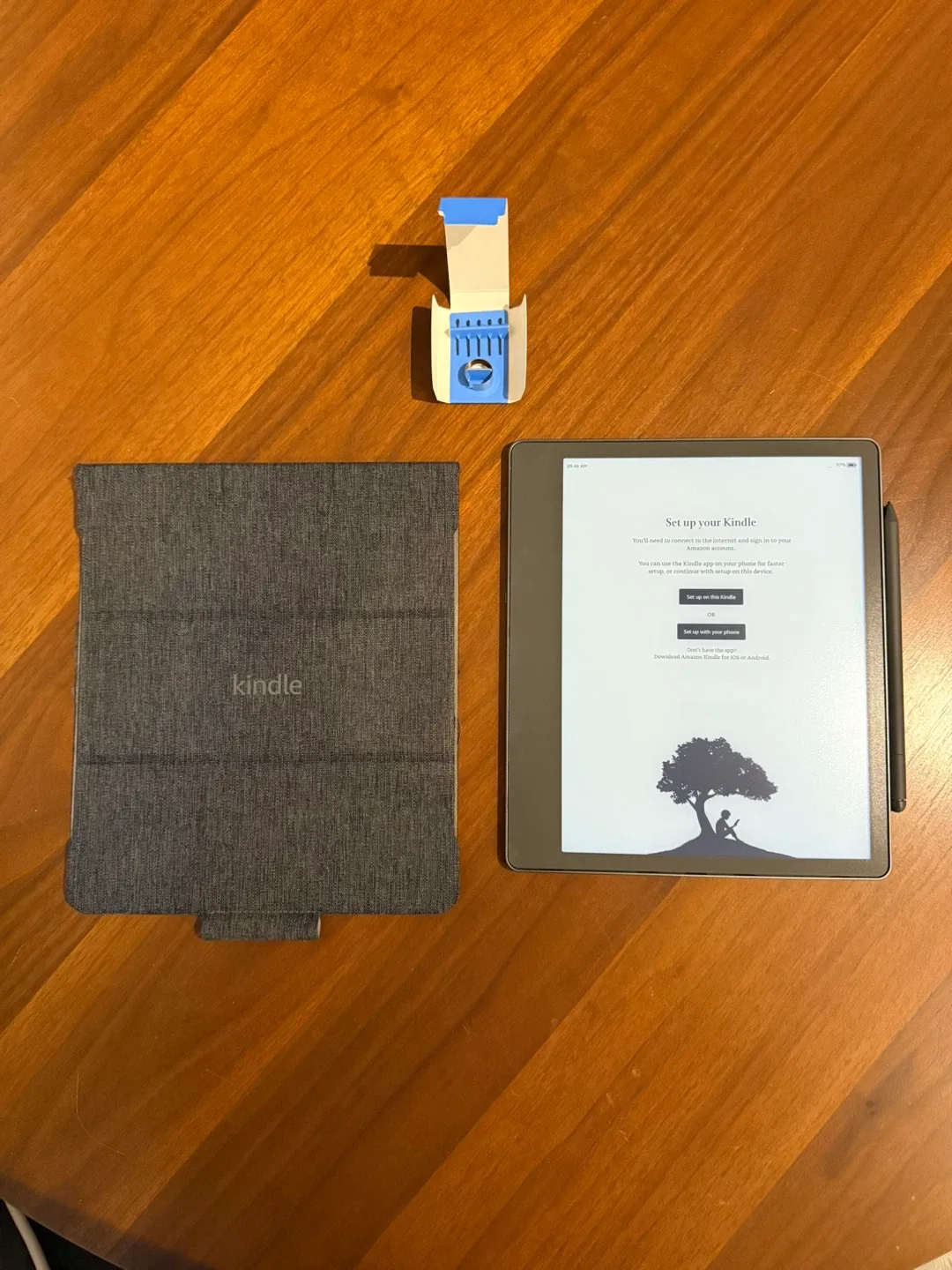 Kindle Scribe with Case and Pen