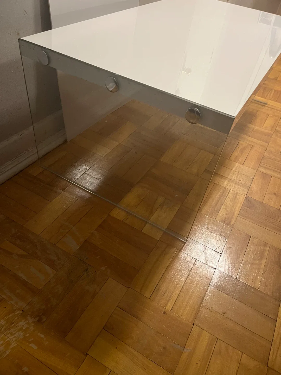 High gloss white with 2 side glass panel coffee table image indicator(2)