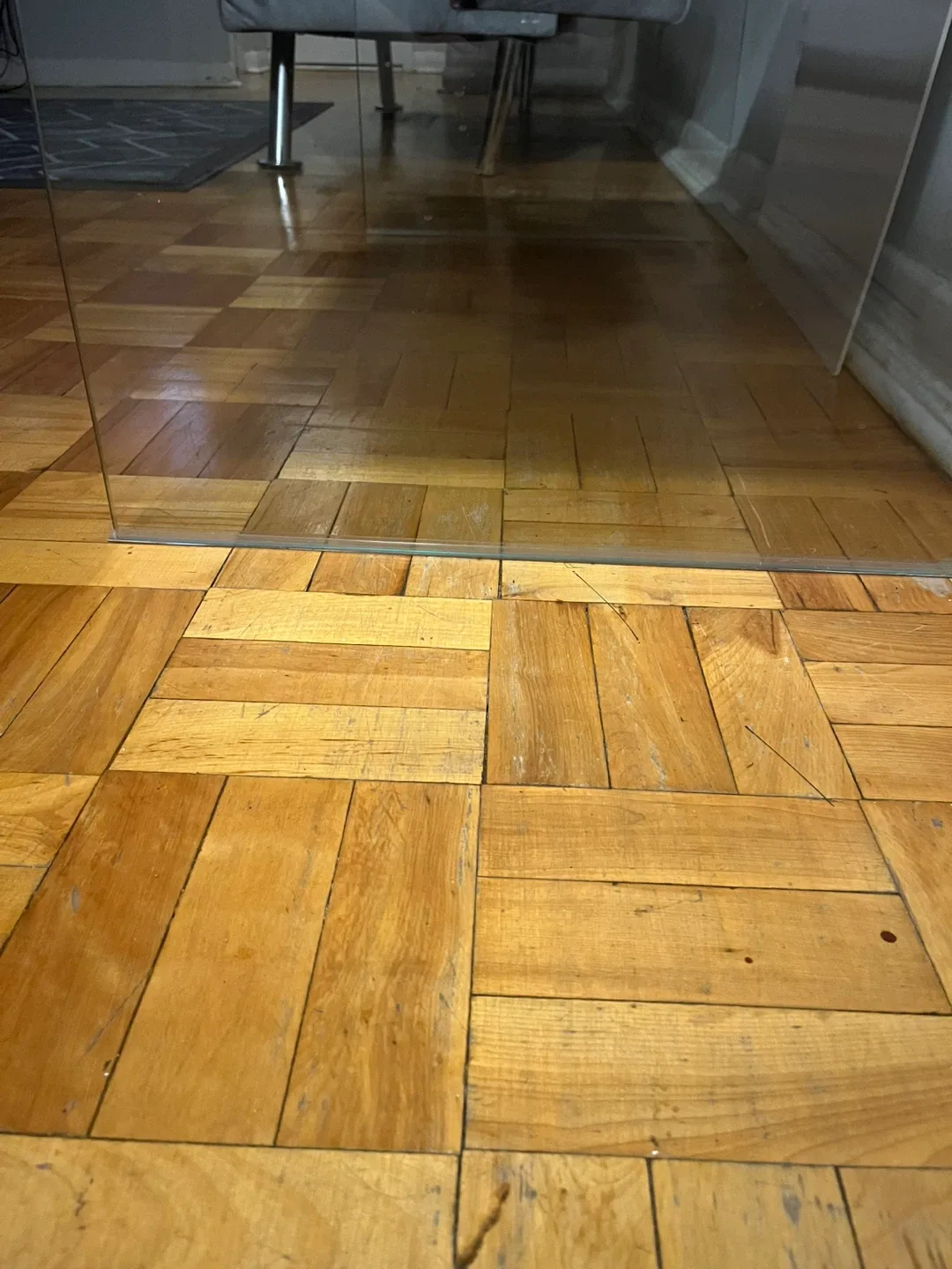 High gloss white with 2 side glass panel coffee table image indicator(6)