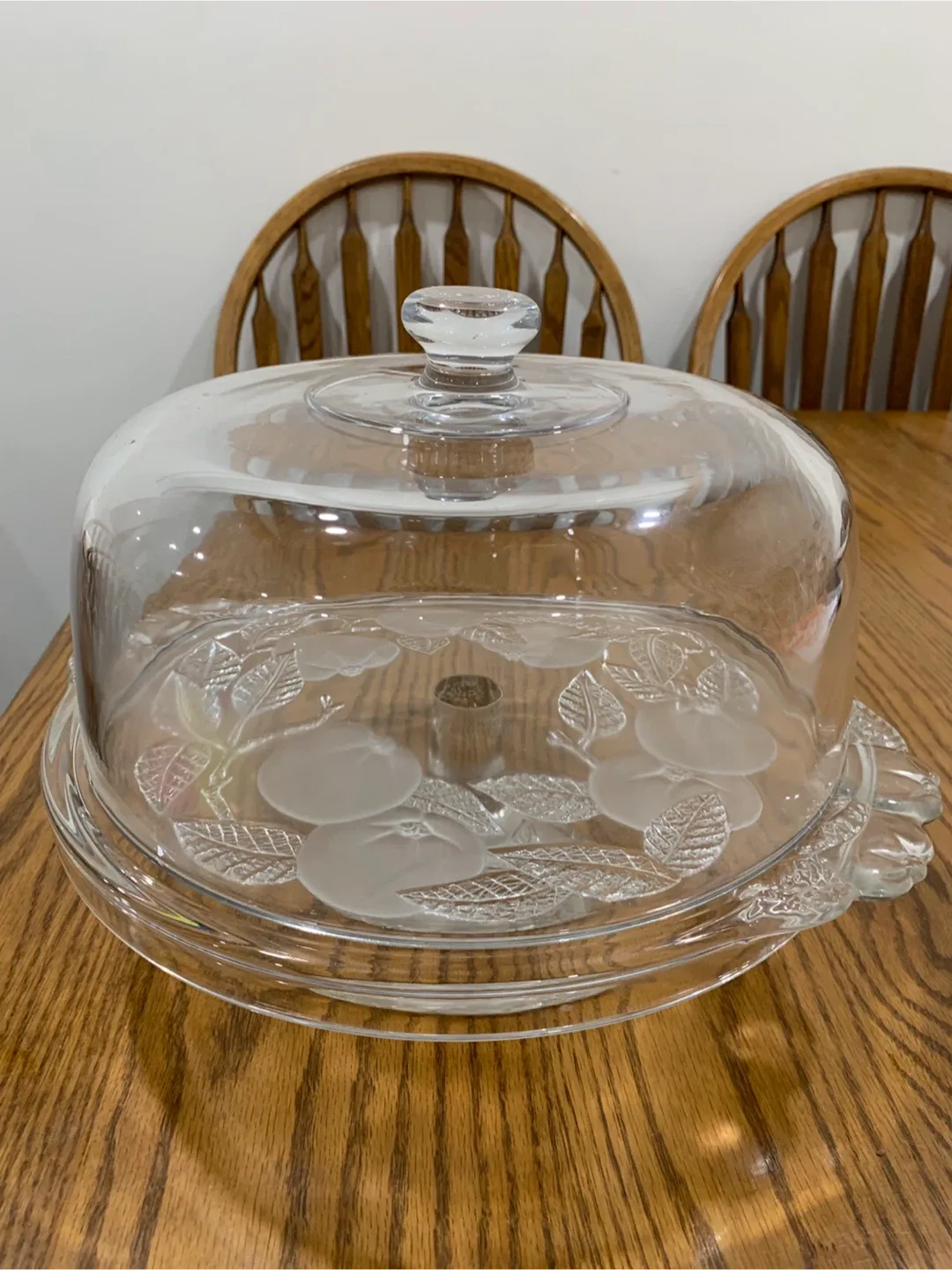 Glass Cake Stand with Dome Lid