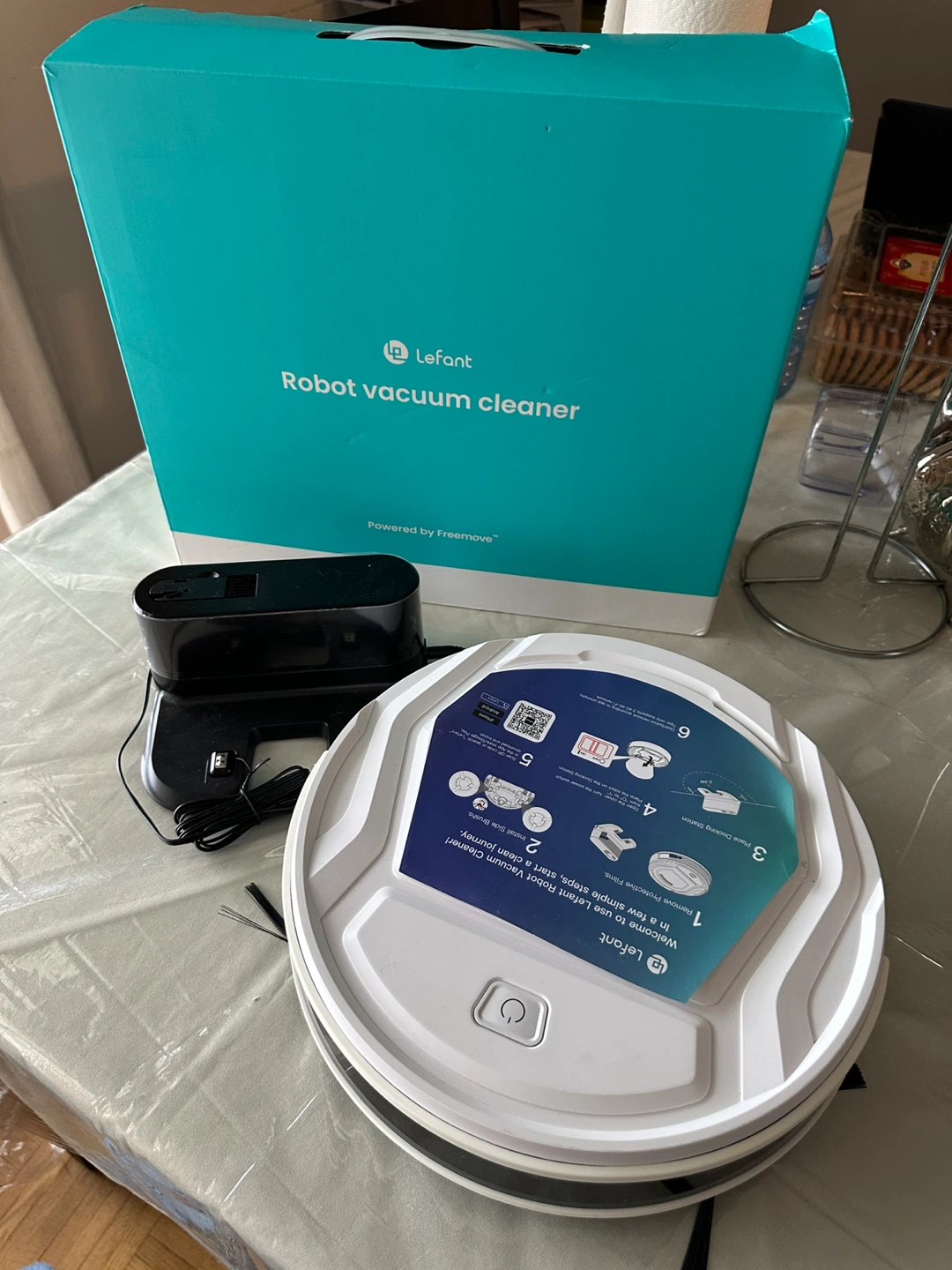 Lefant Robot Vacuum Cleaner w/ Box - photo 2