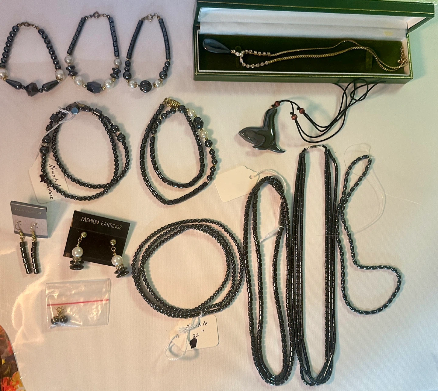 BRAND NEW 61 pcs of Hematite Necklaces & Jewellery LOT