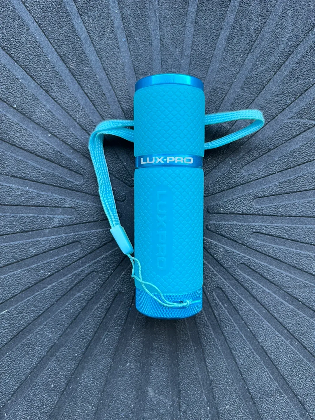 Lux-Pro Flashlight - MOVING OUT SALE ✈️ image indicator(2)