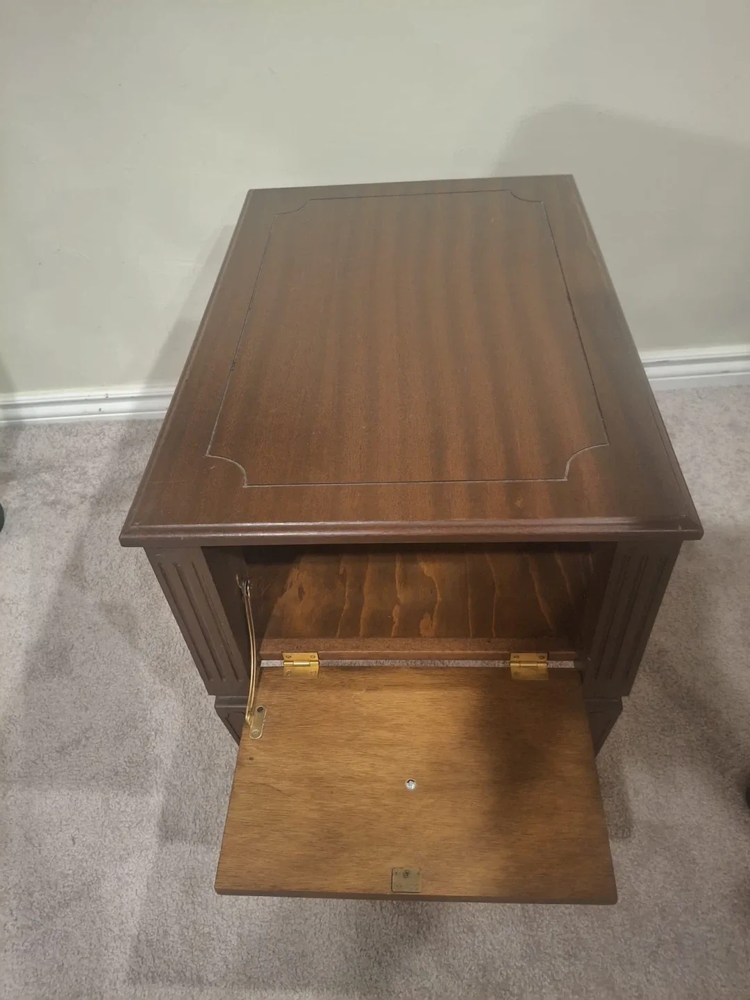 Brown Wood Side Table with Storage image indicator(2)