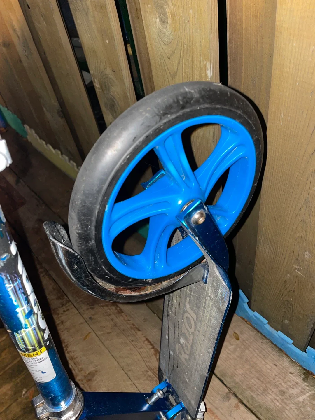 Razor A5 Lux Blue Scooter image indicator(2)