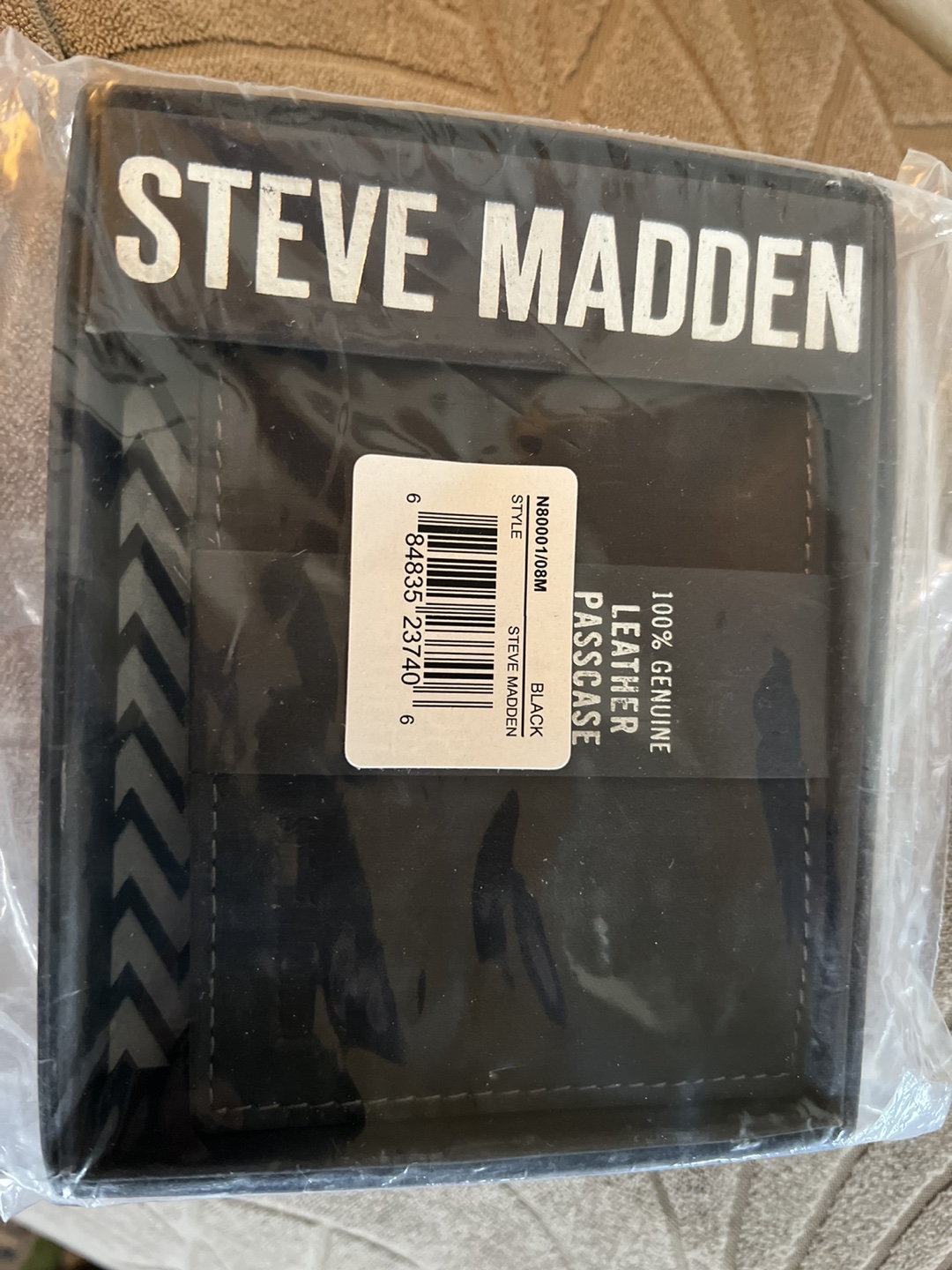 New Steve Madden Black Leather Passcase