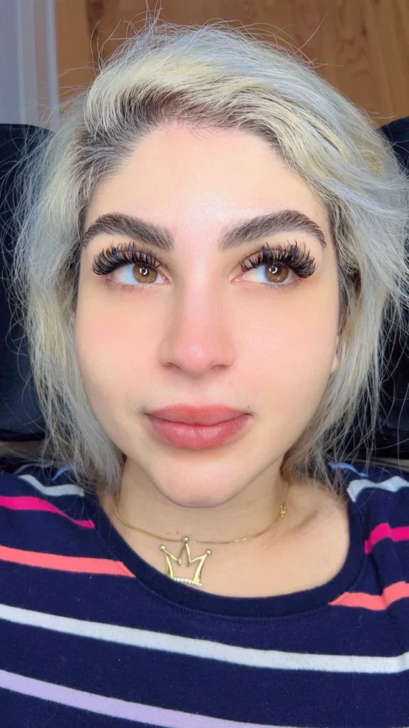 Lash Extensions image indicator(3)