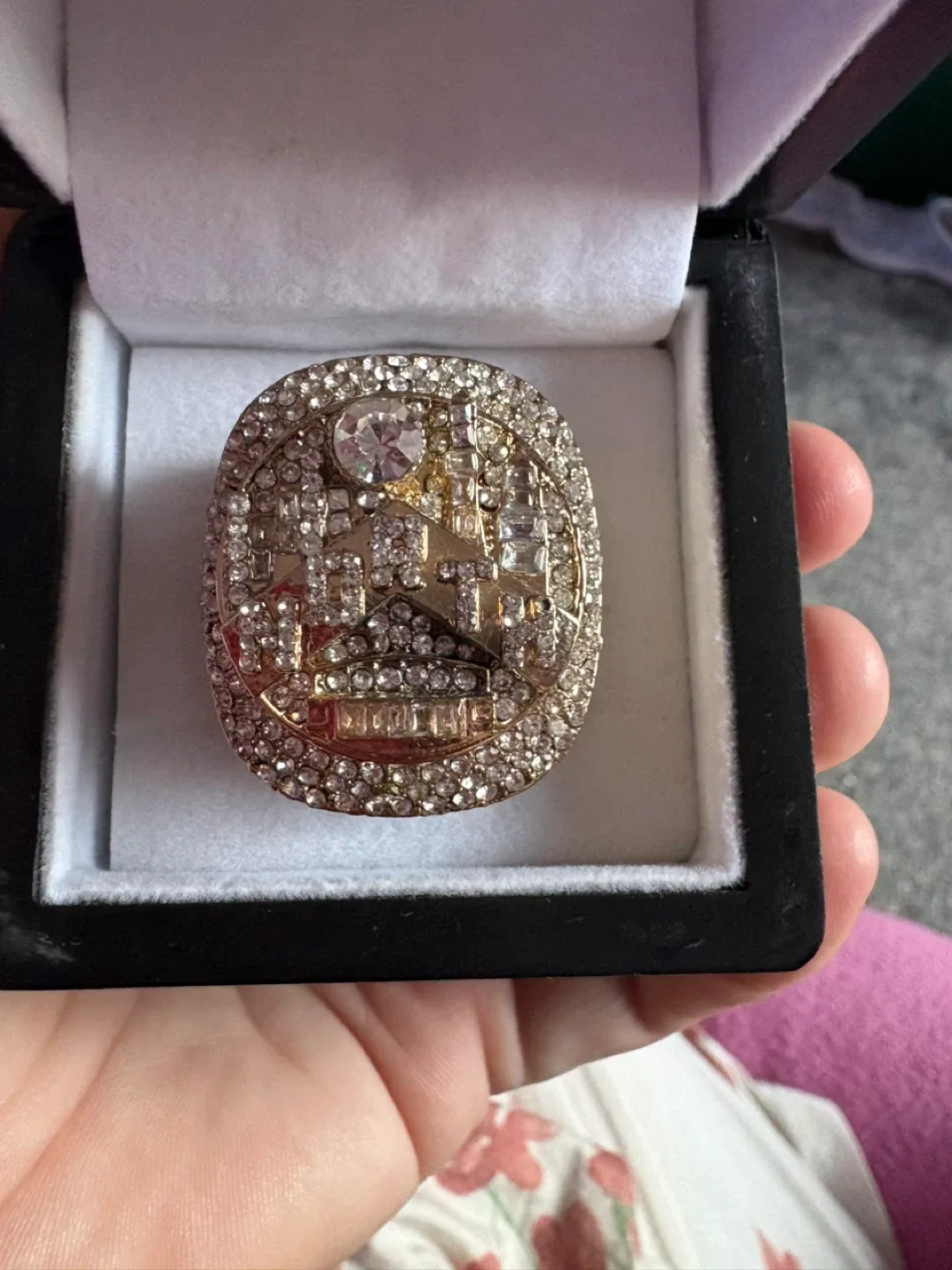 Toronto Raptors 2019 World Champions Ring image indicator(3)