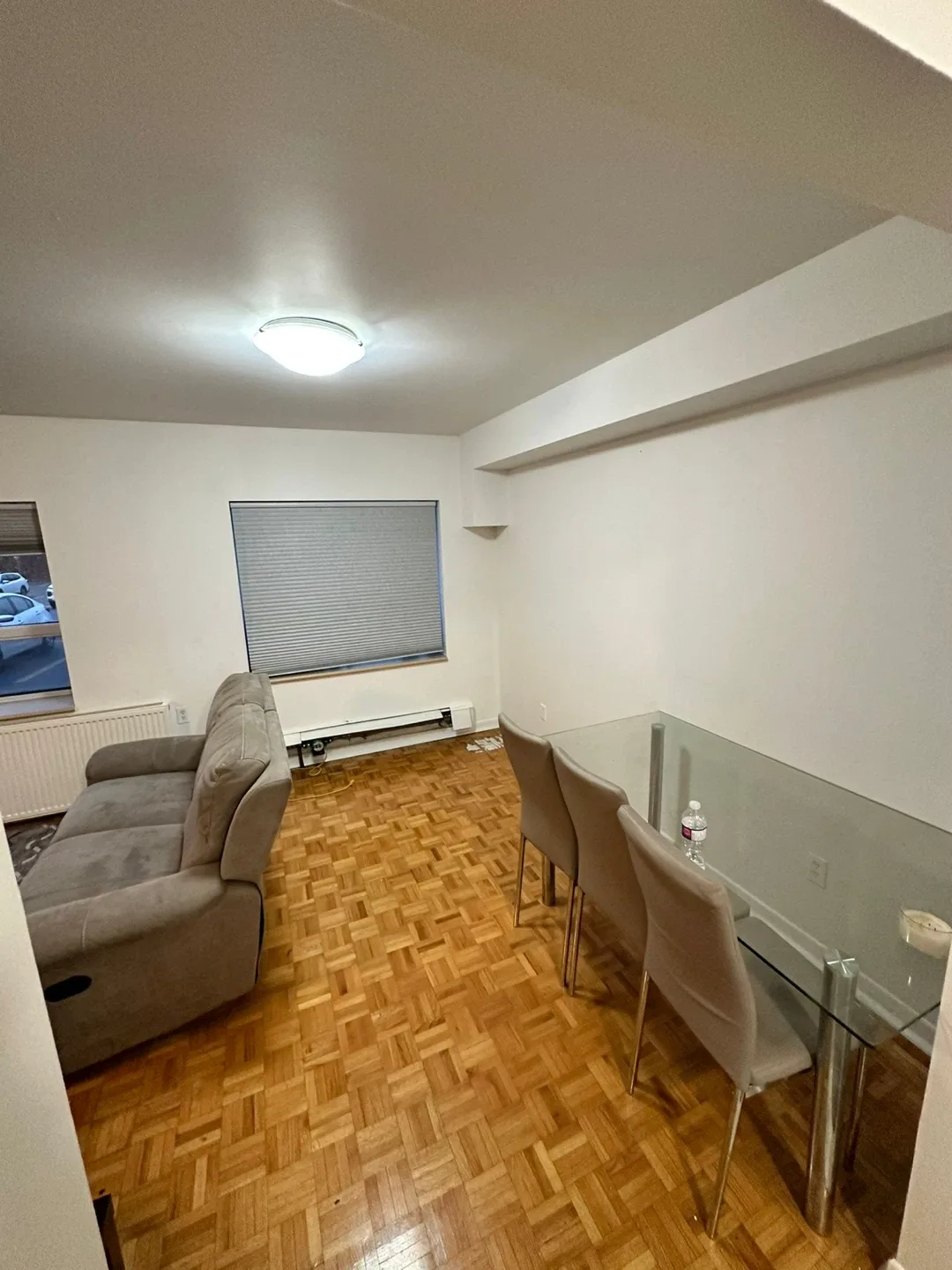 A whole unit - 1 Bedroom image indicator(3)