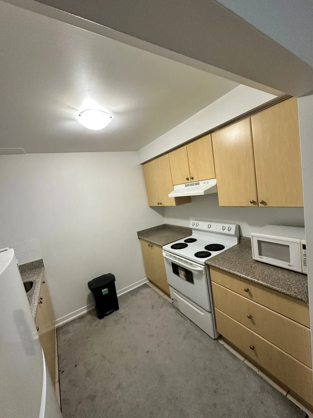 A whole unit - 1 Bedroom image indicator(10)