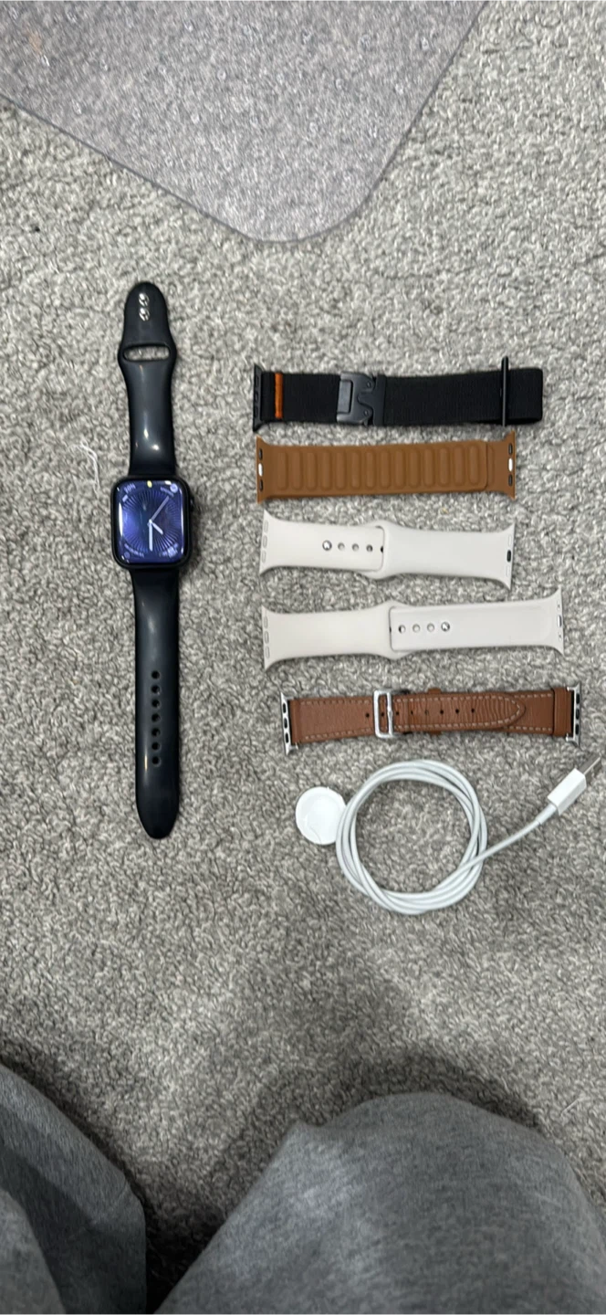 Apple Watch Series 7 45mm Midnight - photo 3