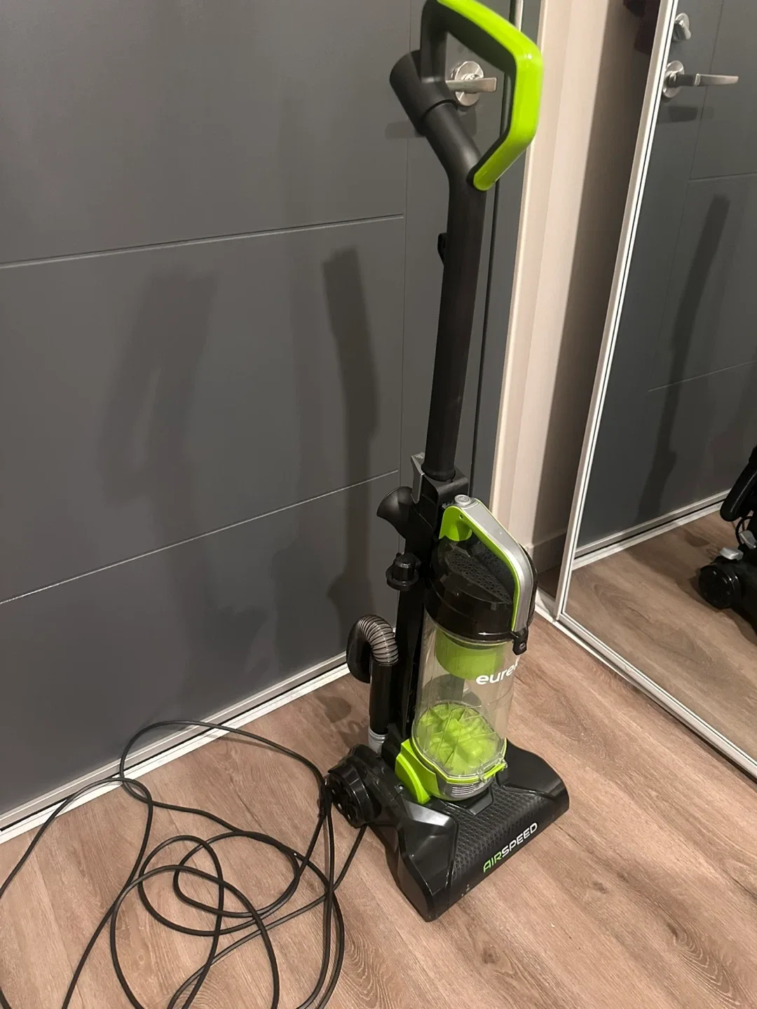 Eureka Airspeed Vacuum