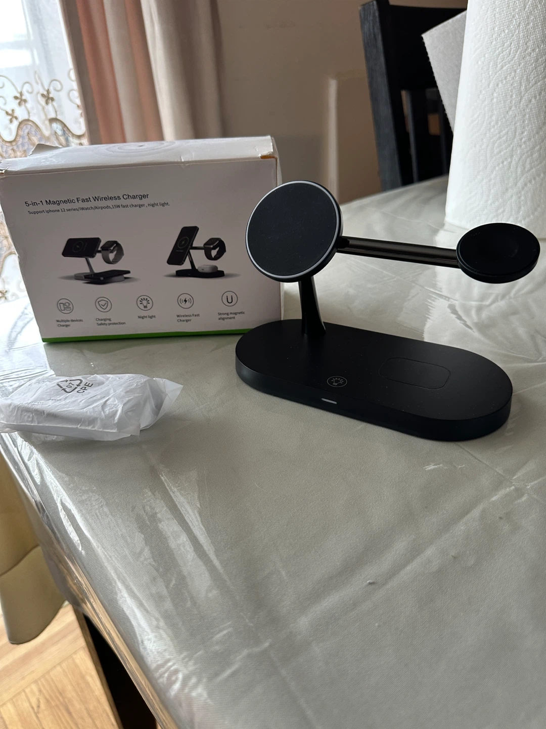 5-in-1 Magnetic Fast Wireless Charger