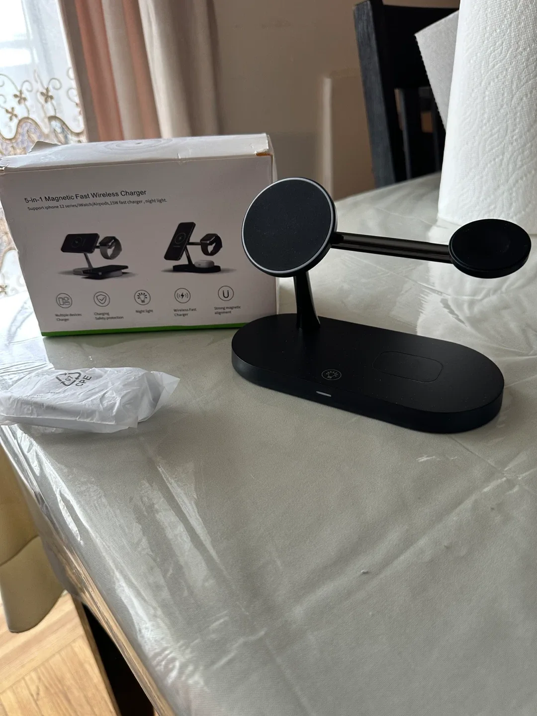 5-in-1 Magnetic Fast Wireless Charger