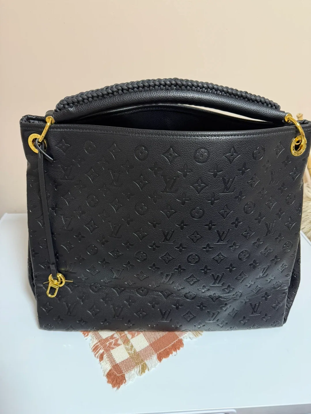 Louis Vuitton Black Leather Shoulder Bag