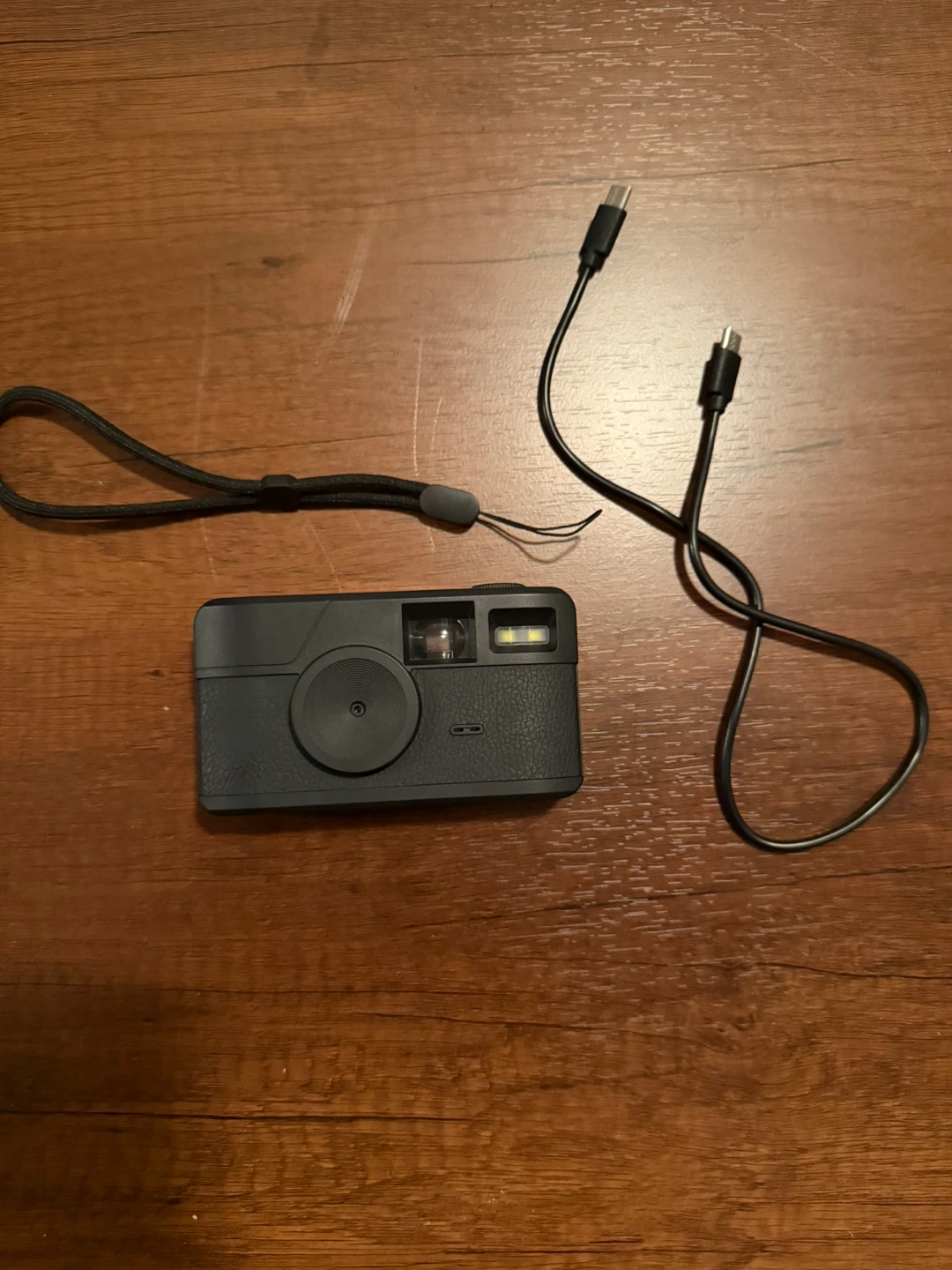 That One TOS Digital Film Retro Camera - photo 2
