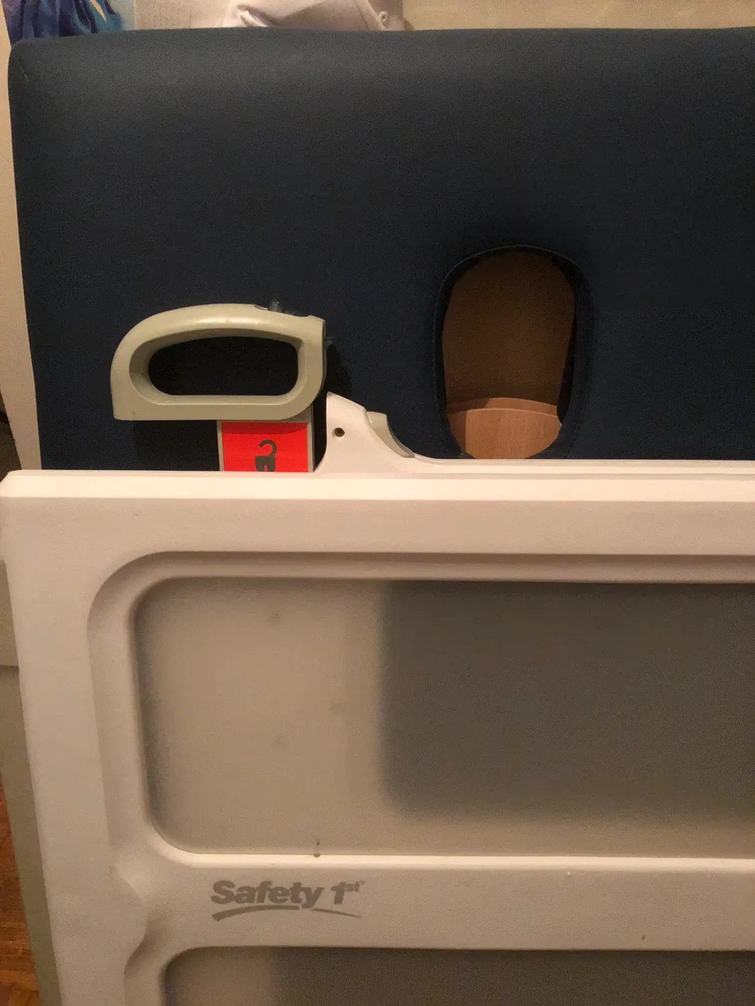 Safety 1st baby gate image indicator(3)