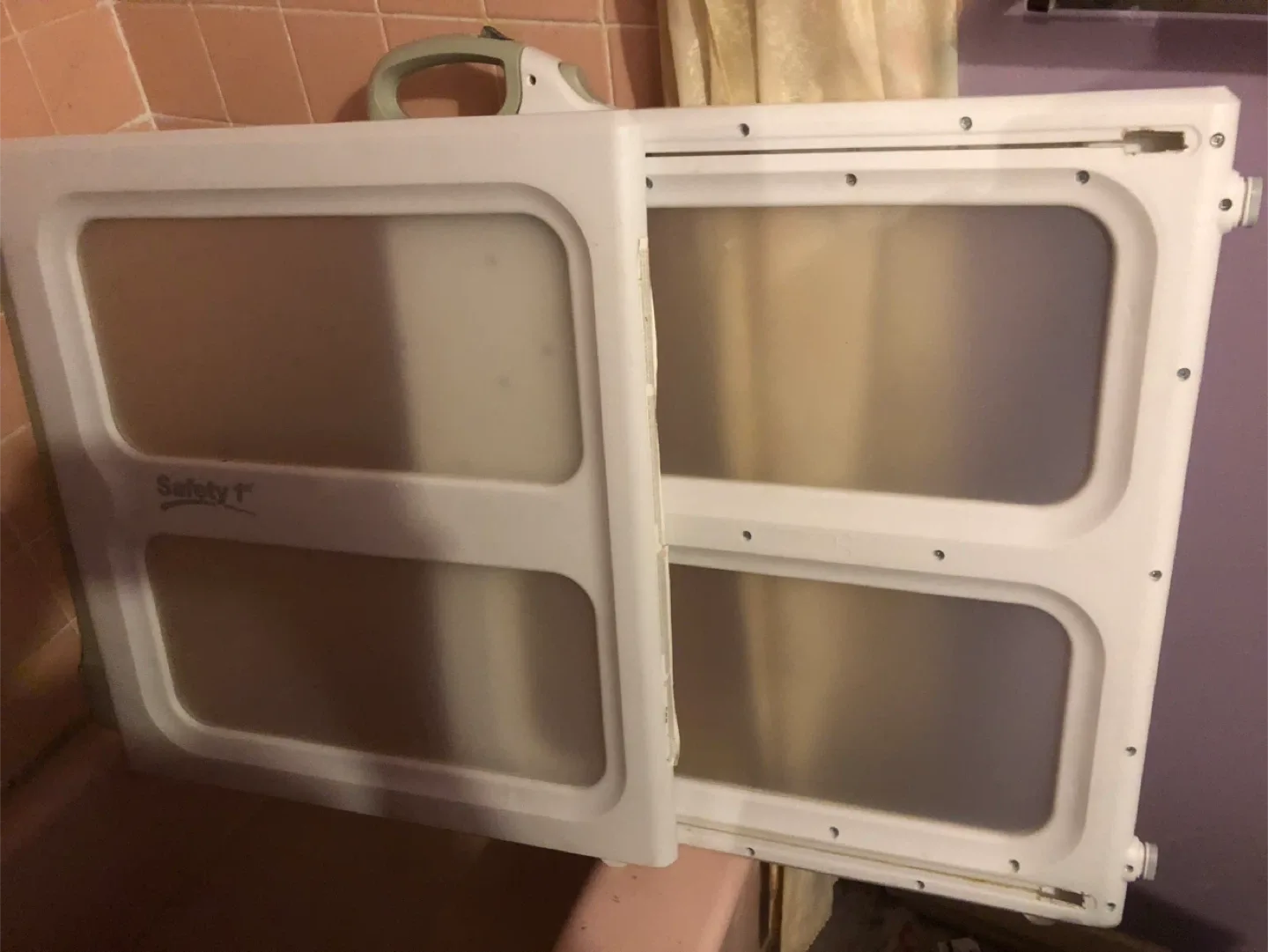 Safety 1st baby gate