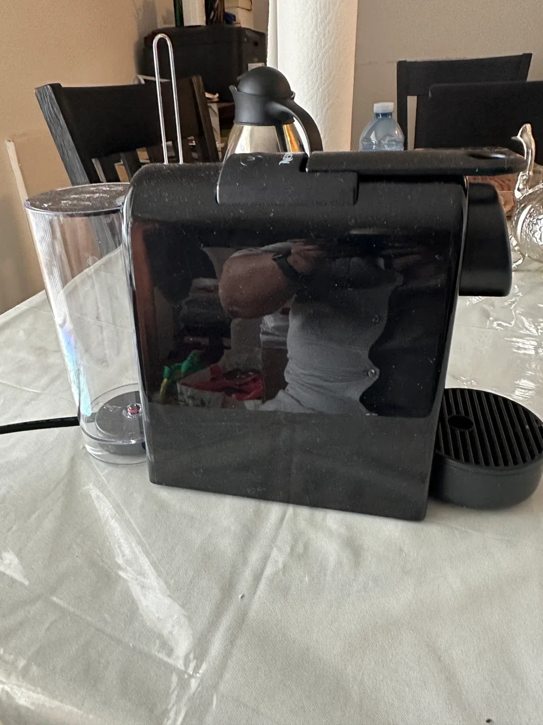 Nespresso Essenza Mini with Aeroccino Milk Frother image indicator(3)