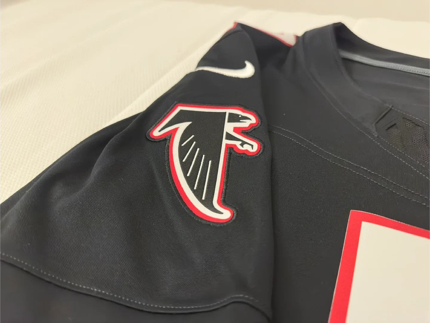 Small Bijan Robinson Falcons Jersey image indicator(5)