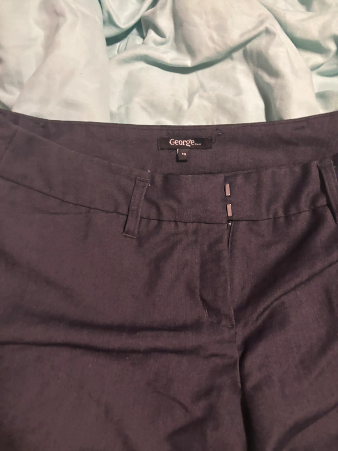 George Women's Shorts - Size 10 - photo 2