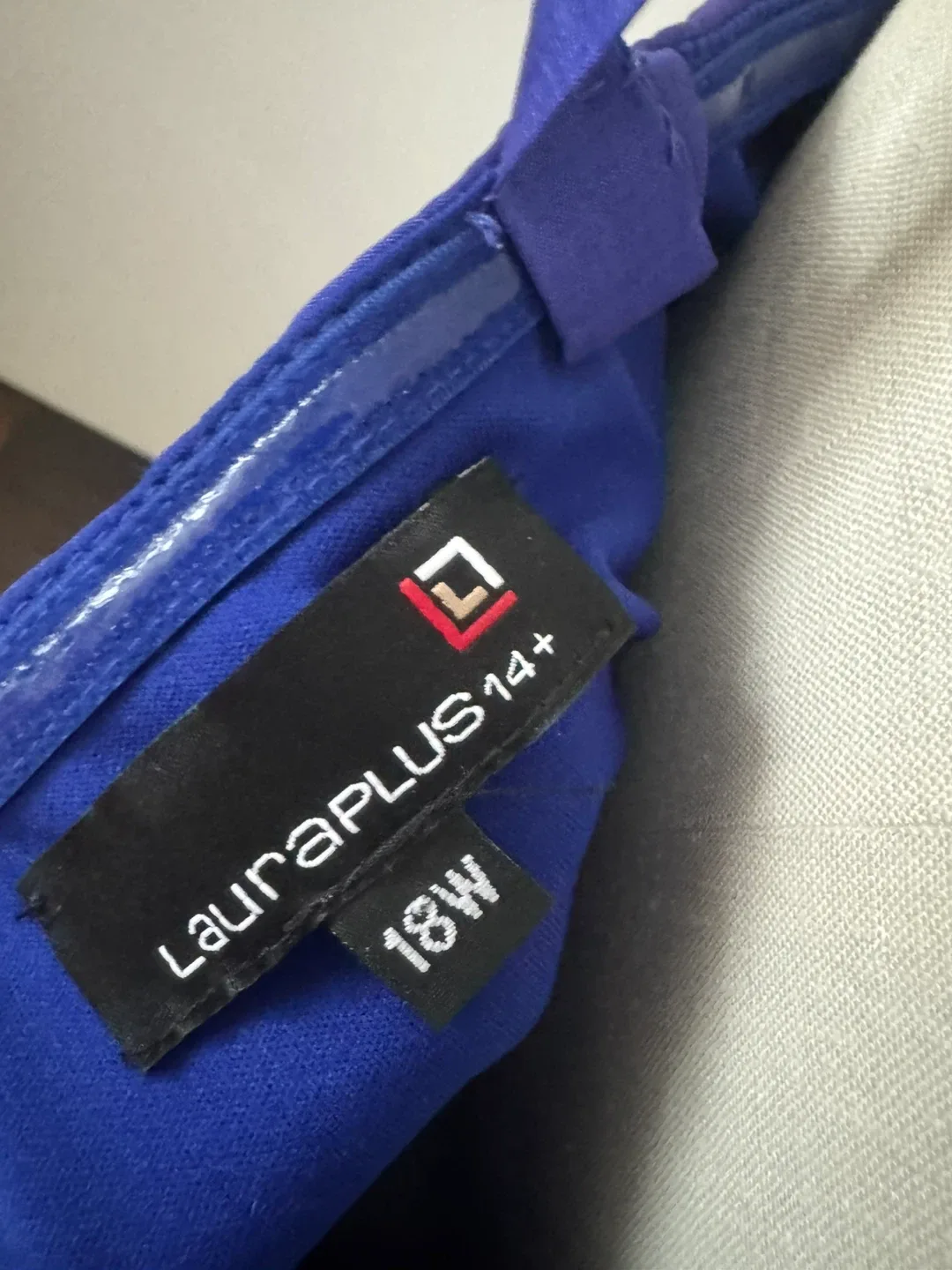 Ladies, Stunning Beautiful, Plus Size 18w evening dress image indicator(7)