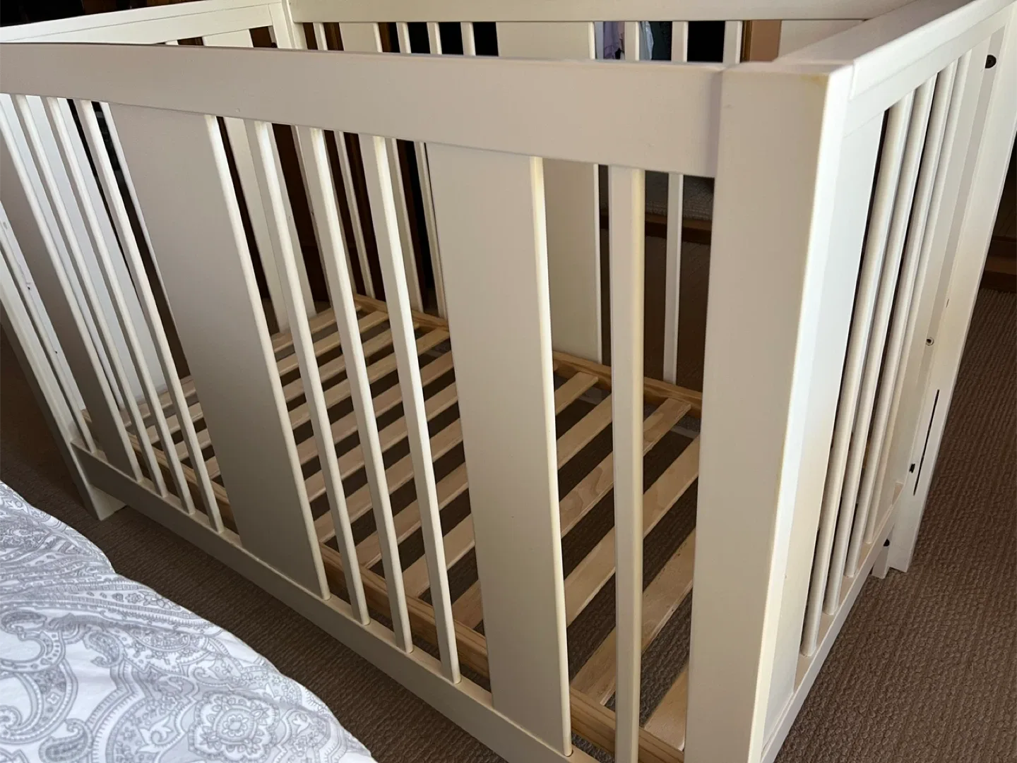 White Baby Crib and mattress image indicator(4)